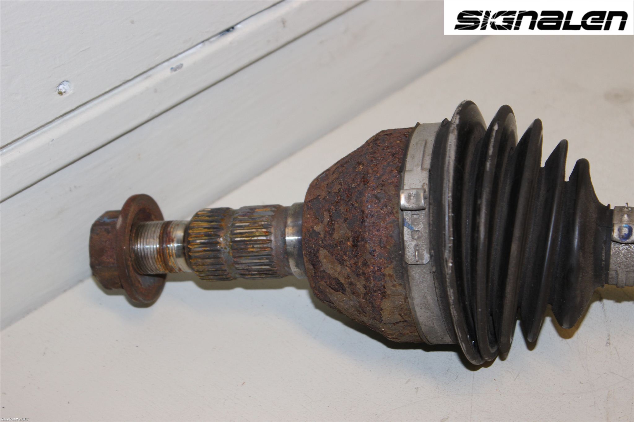 Saab 9-3 VER 2 Drivaxel Fram Höger