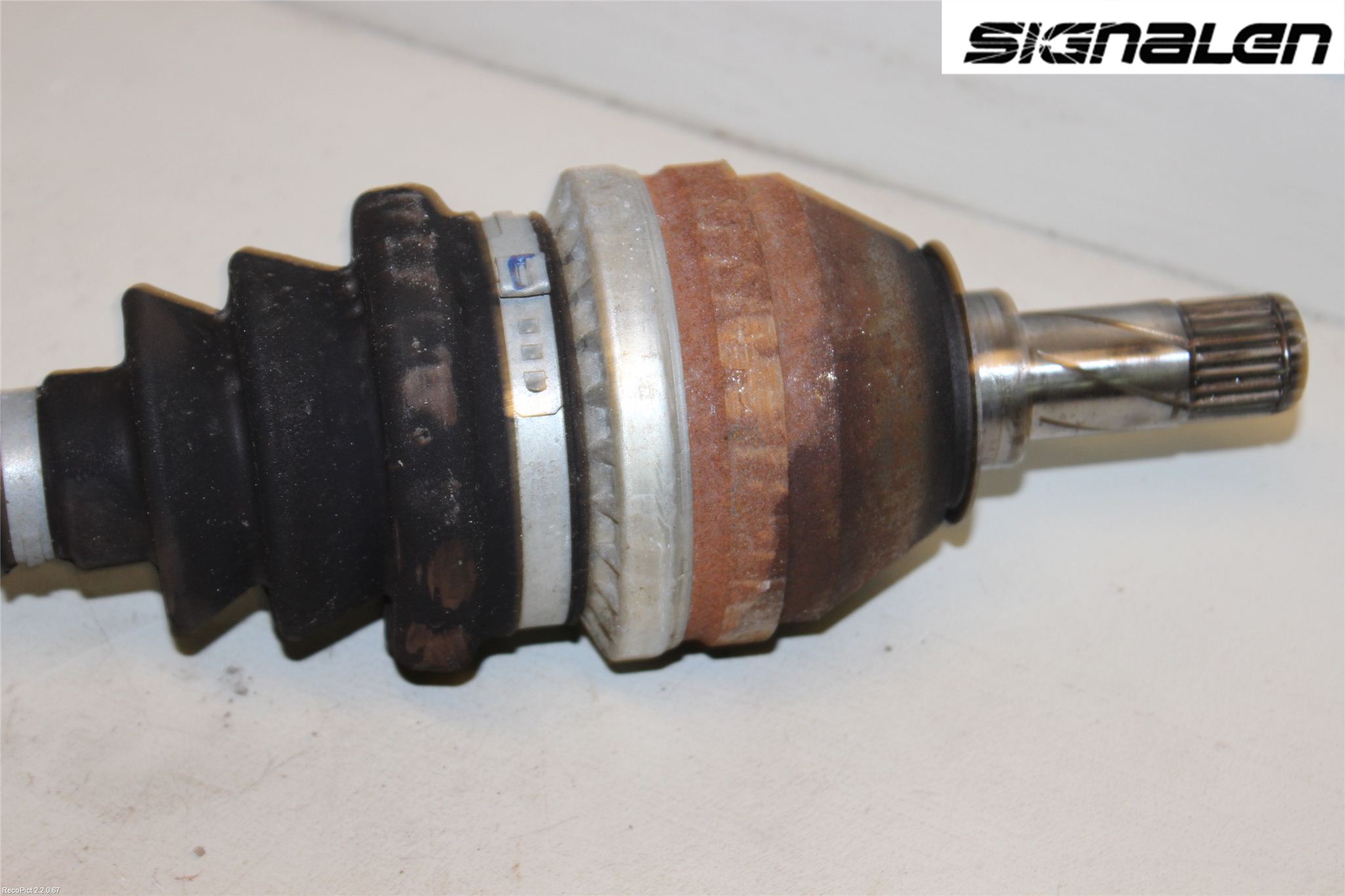 Saab 9-3 VER 2 Drivaxel Fram Höger