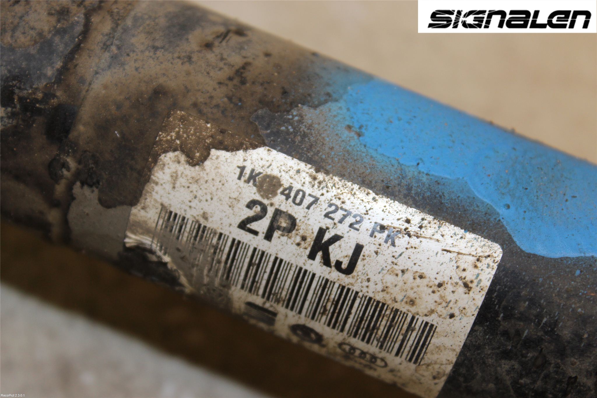 Volkswagen VW TOURAN 10-15 Drivaxel Fram Höger