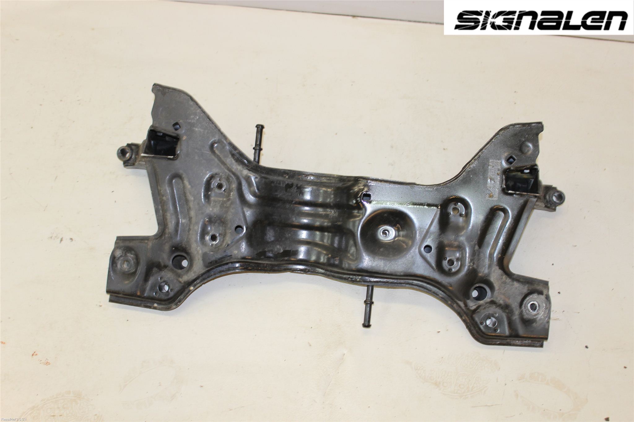 Skoda FABIA 07-14 Framvagnsbalk