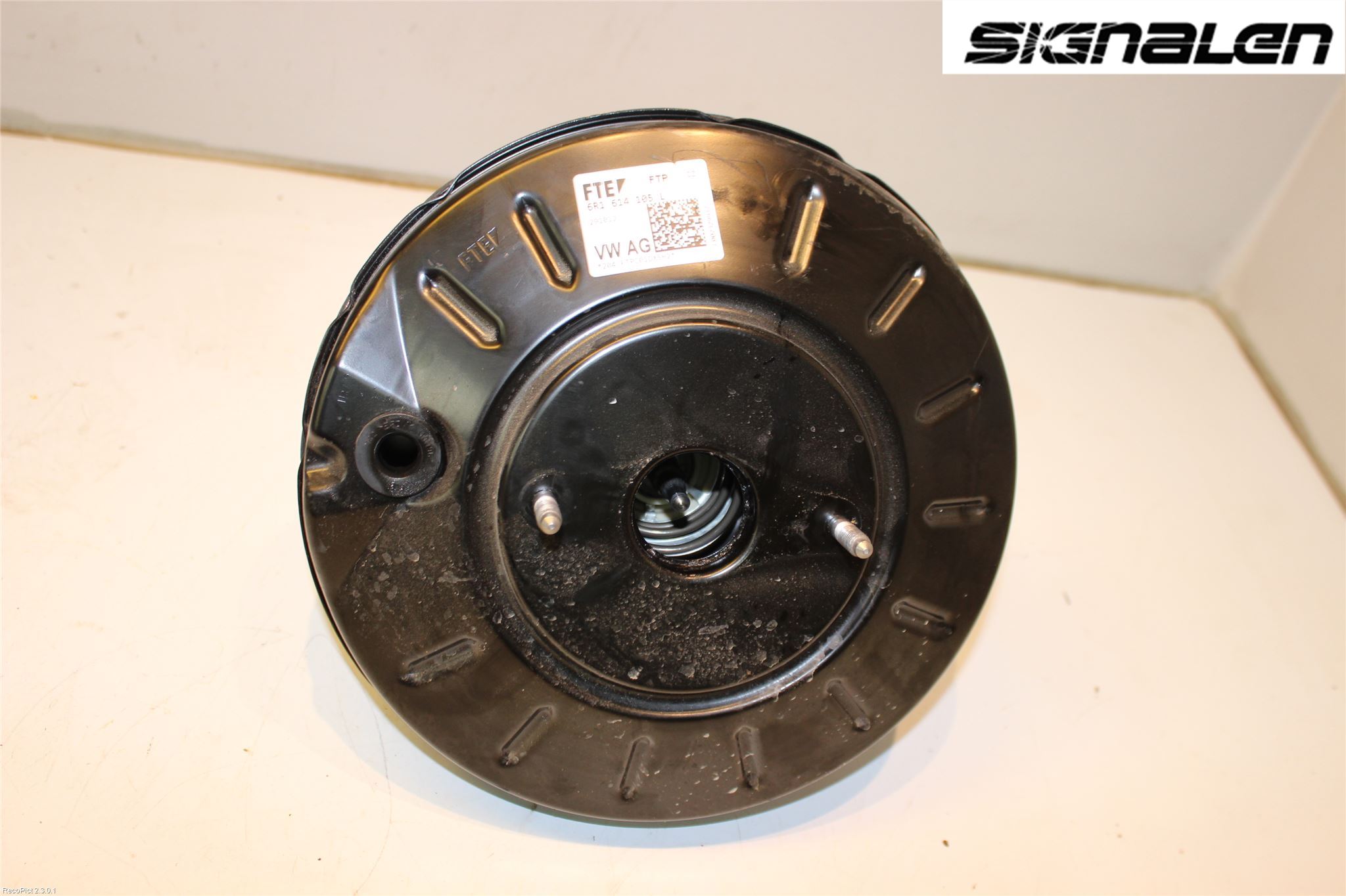 Volkswagen VW POLO 10-17 Bromsservo