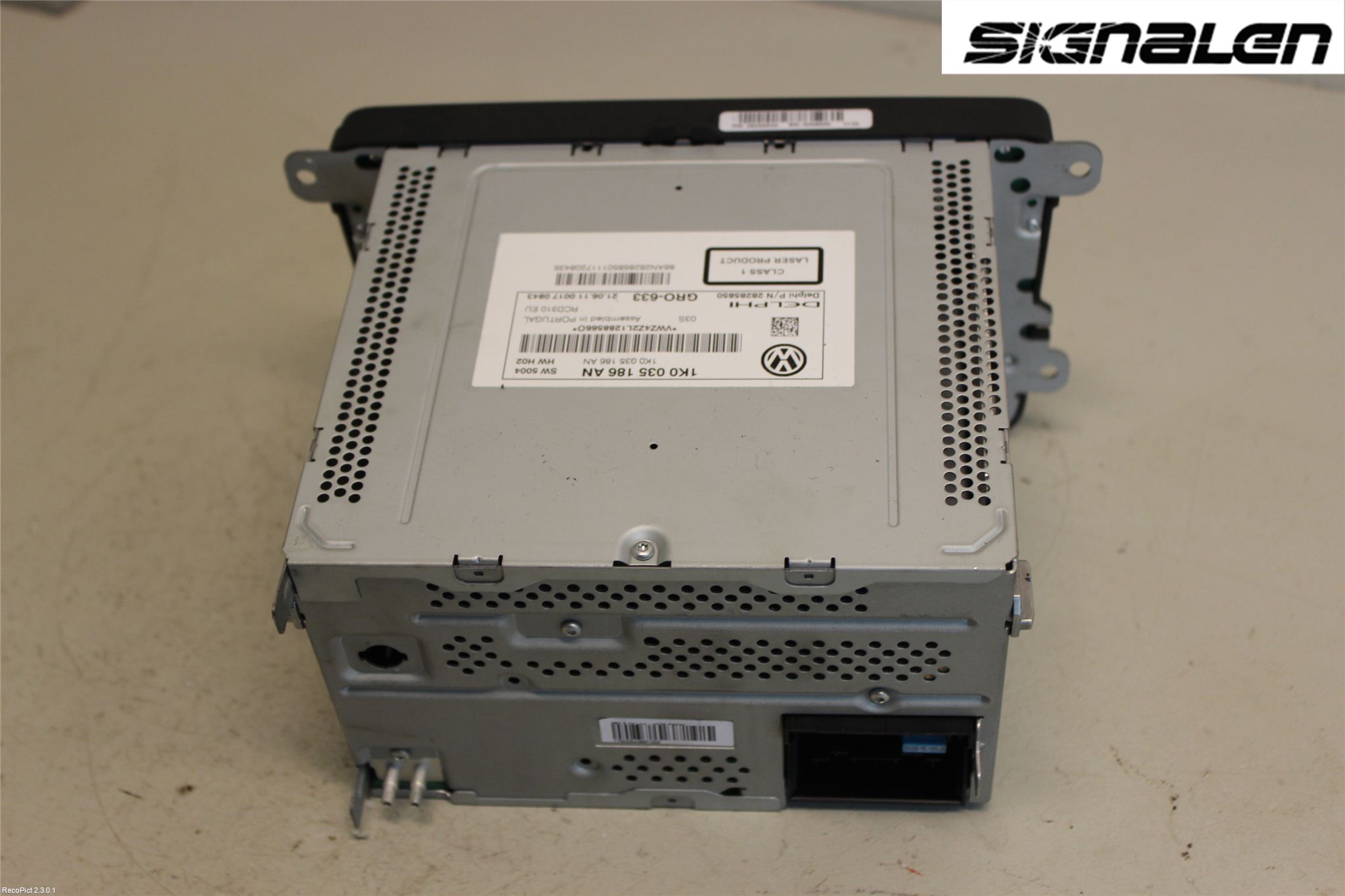 Volkswagen VW PASSAT 11-14 Radio