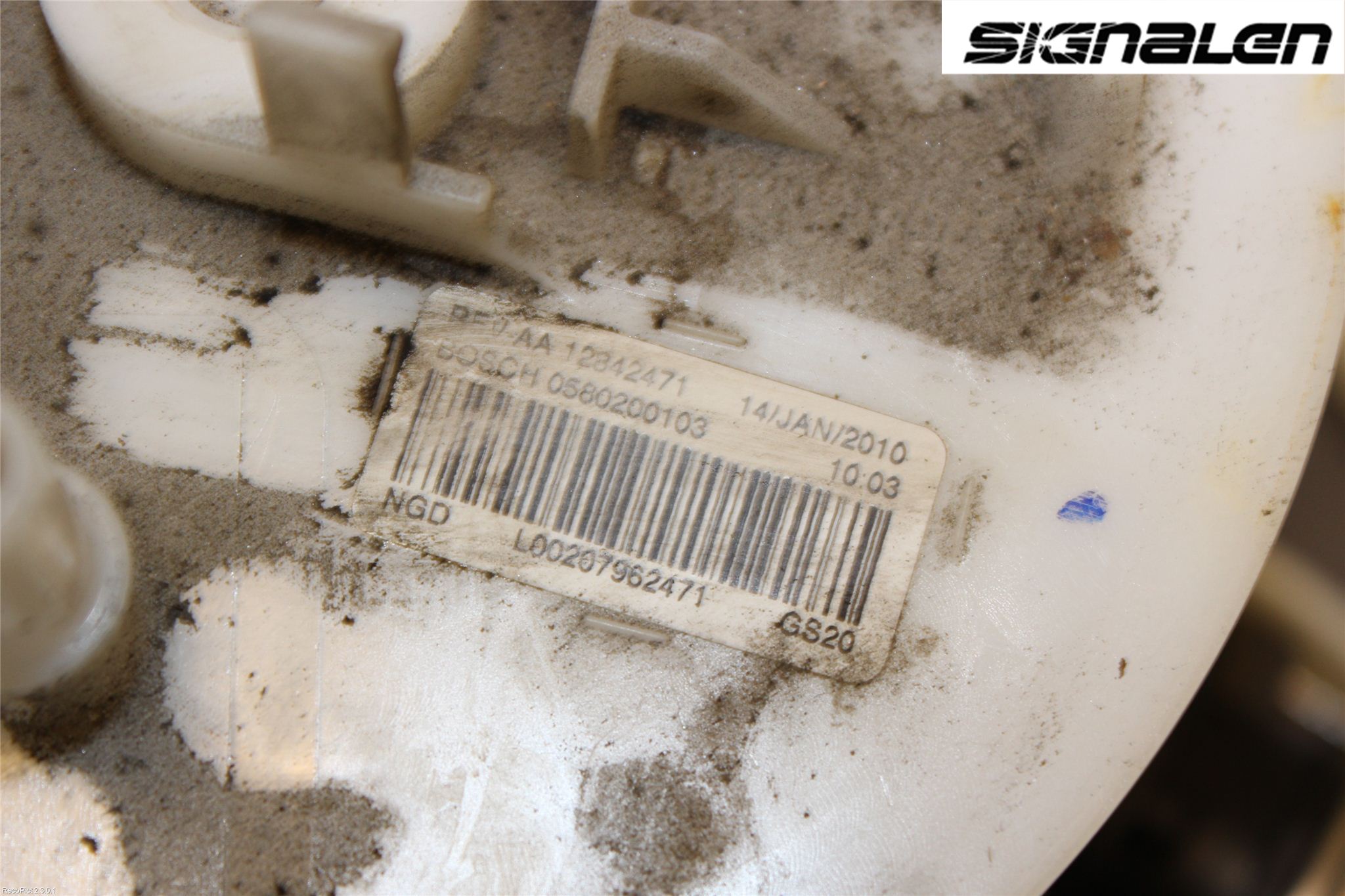 Opel ASTRA J 10-15 Bränslepump El