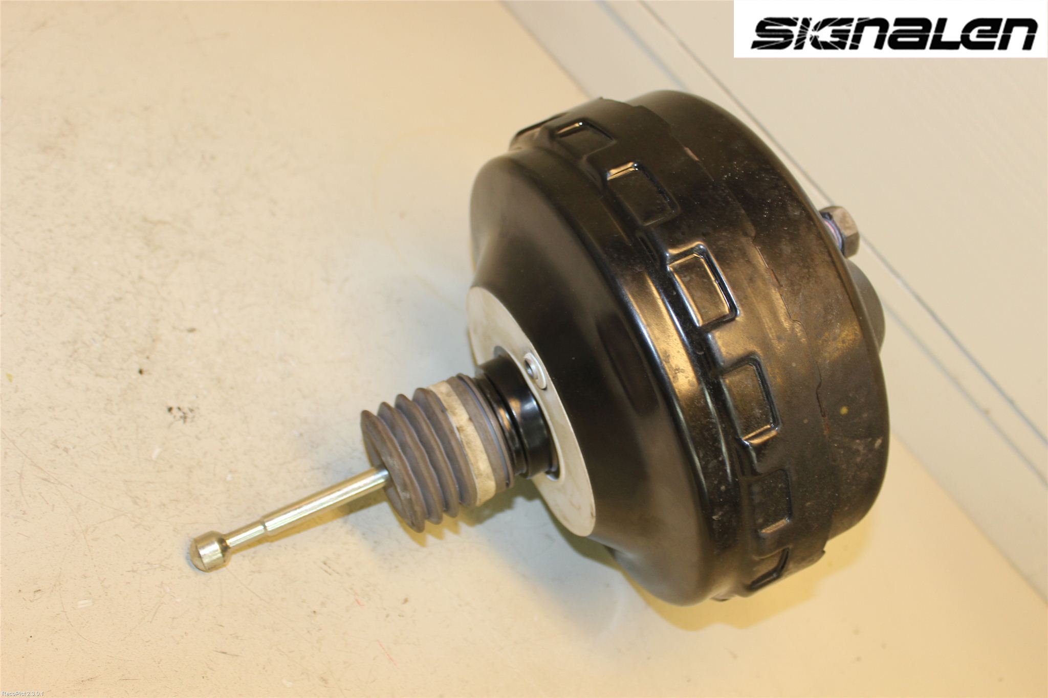 Opel INSIGNIA 09-16 Bromsservo