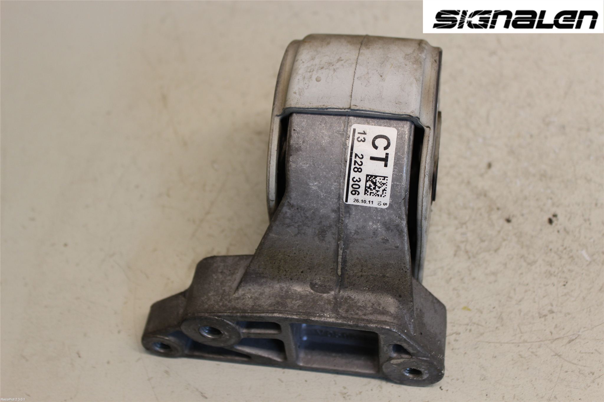 Opel INSIGNIA 09-16 Motorkudde