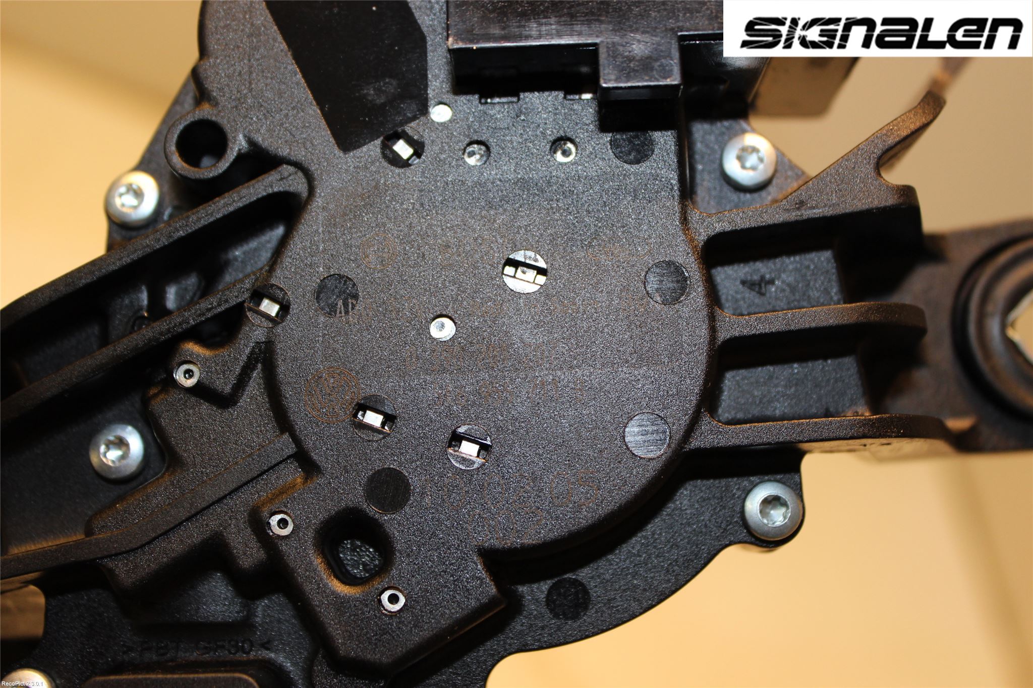 Volkswagen VW GOLF VI 09-13 Torkarmotor Baklucka