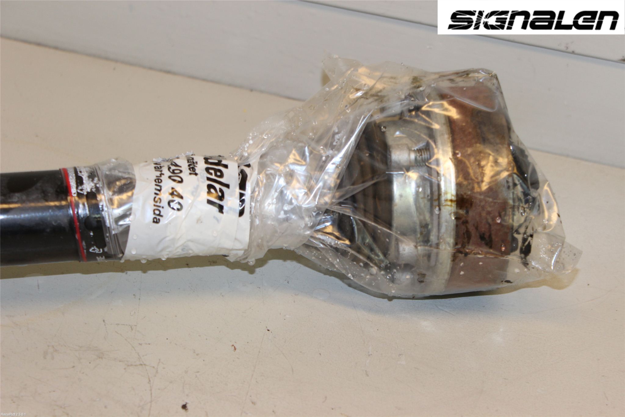 Volkswagen VW GOLF VI 09-13 Drivaxel Fram Höger