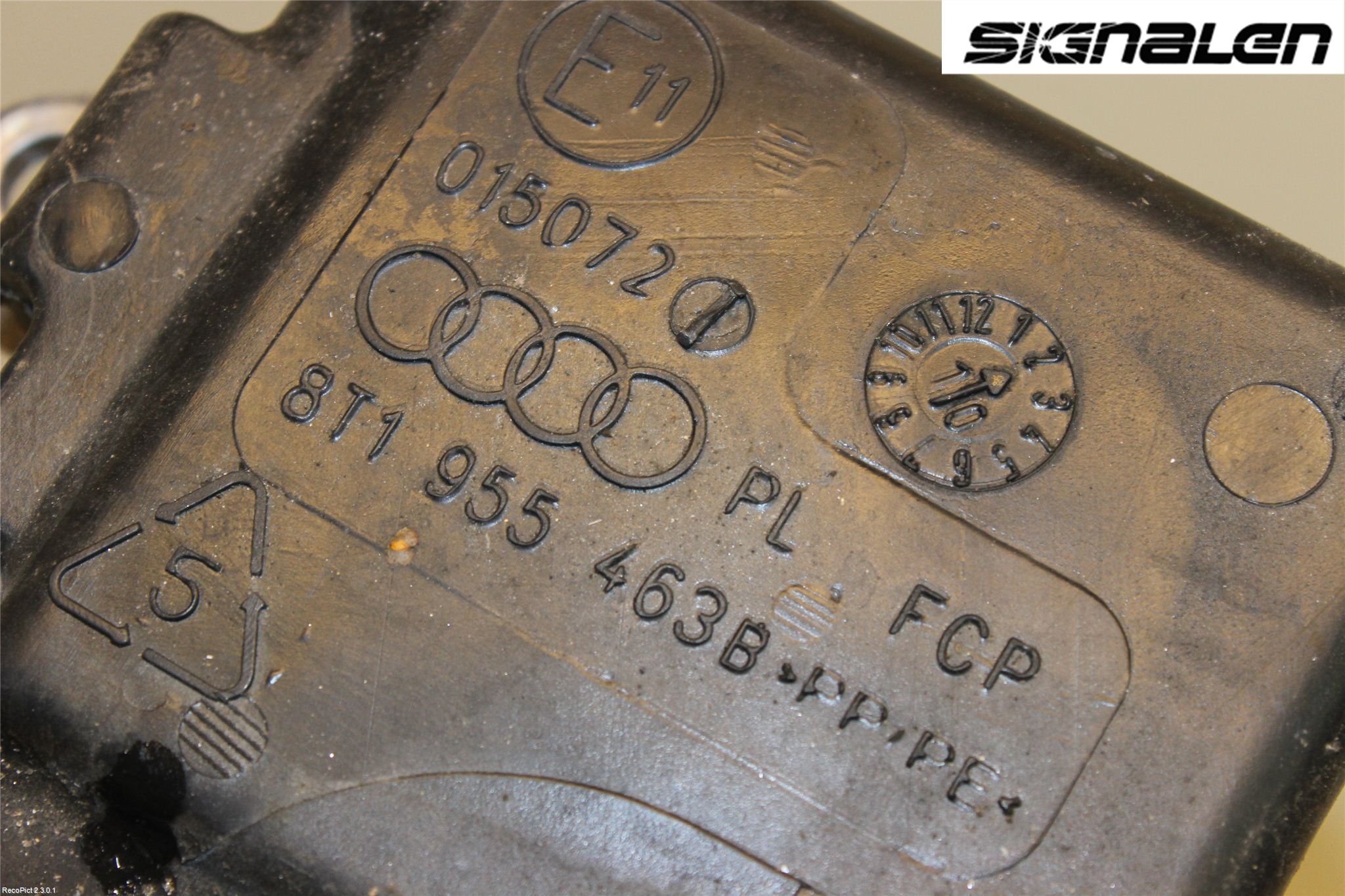 Audi A4/S4 08-11 Spolartank Vindruta-Strål