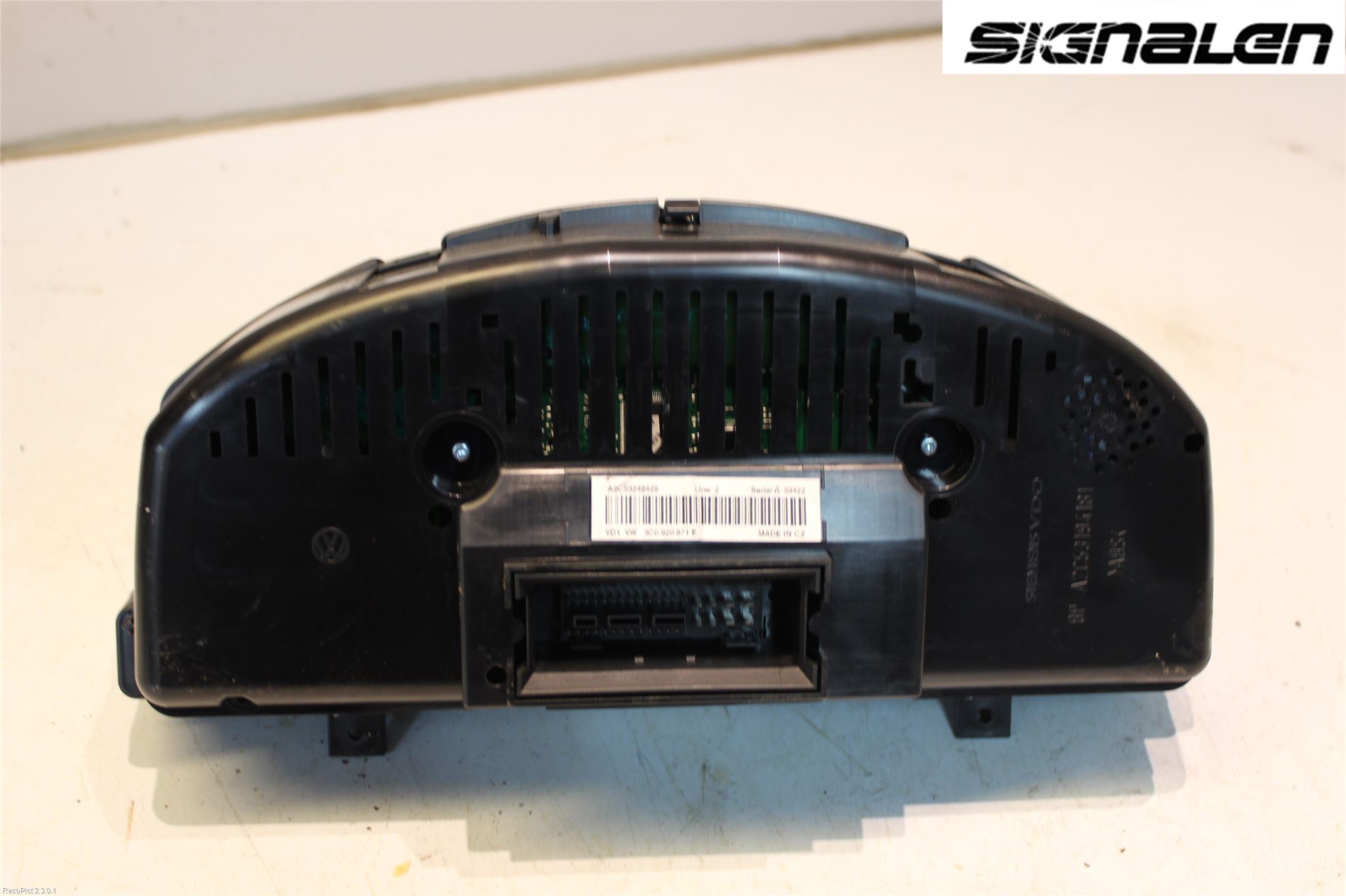 Volkswagen VW PASSAT 05-11 Instrument Komb