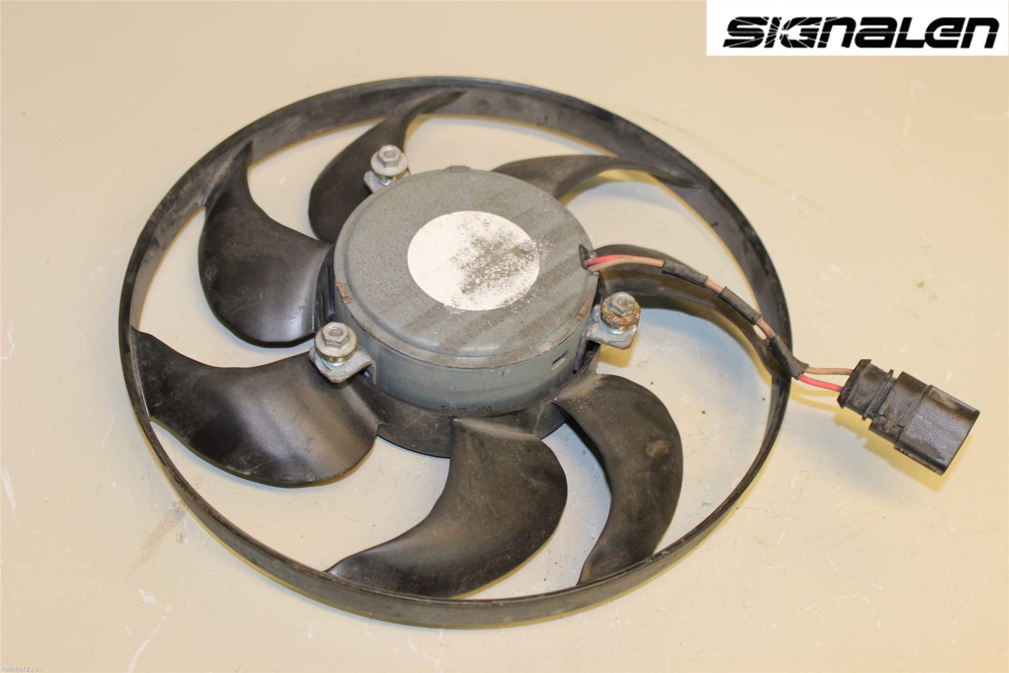 Volkswagen VW PASSAT 05-11 Kylfläkt El