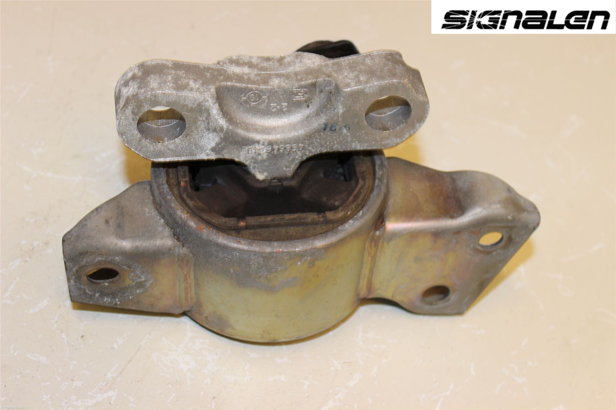 Opel CORSA D 07-14 Motorkudde