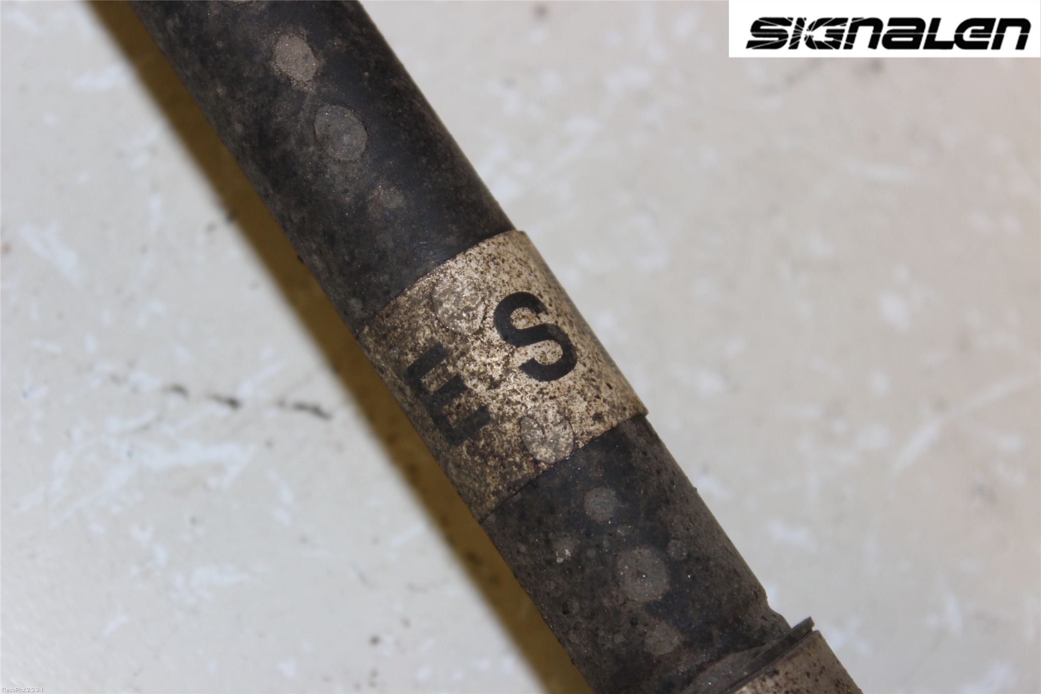 Opel CORSA D 07-14 Drivaxel Fram Vänster