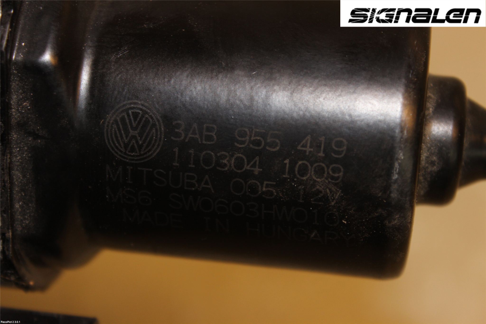 Volkswagen VW PASSAT 11-14 Torkarmotor Vindruta