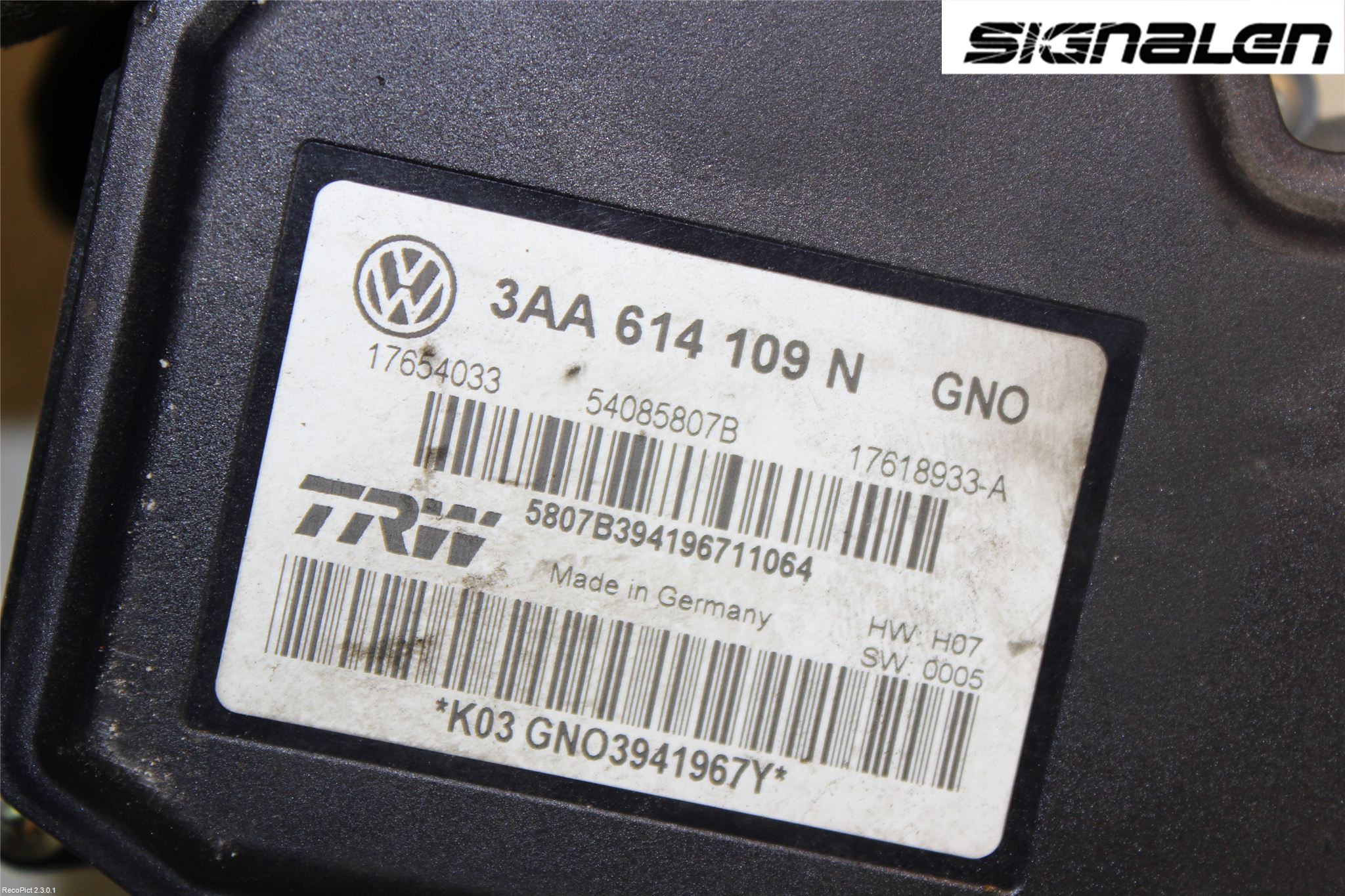 Volkswagen VW PASSAT 11-14 Abs Hydraulaggregat