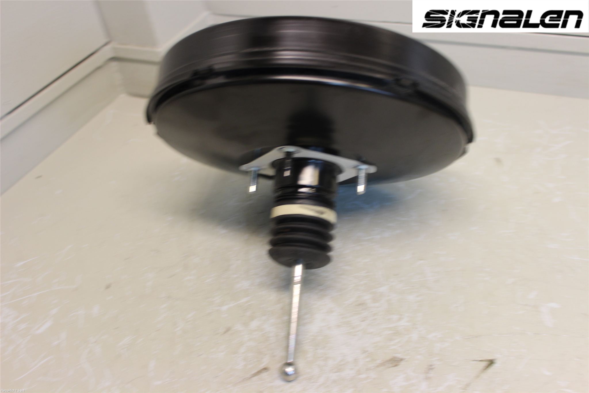 Volkswagen VW PASSAT 11-14 Bromsservo