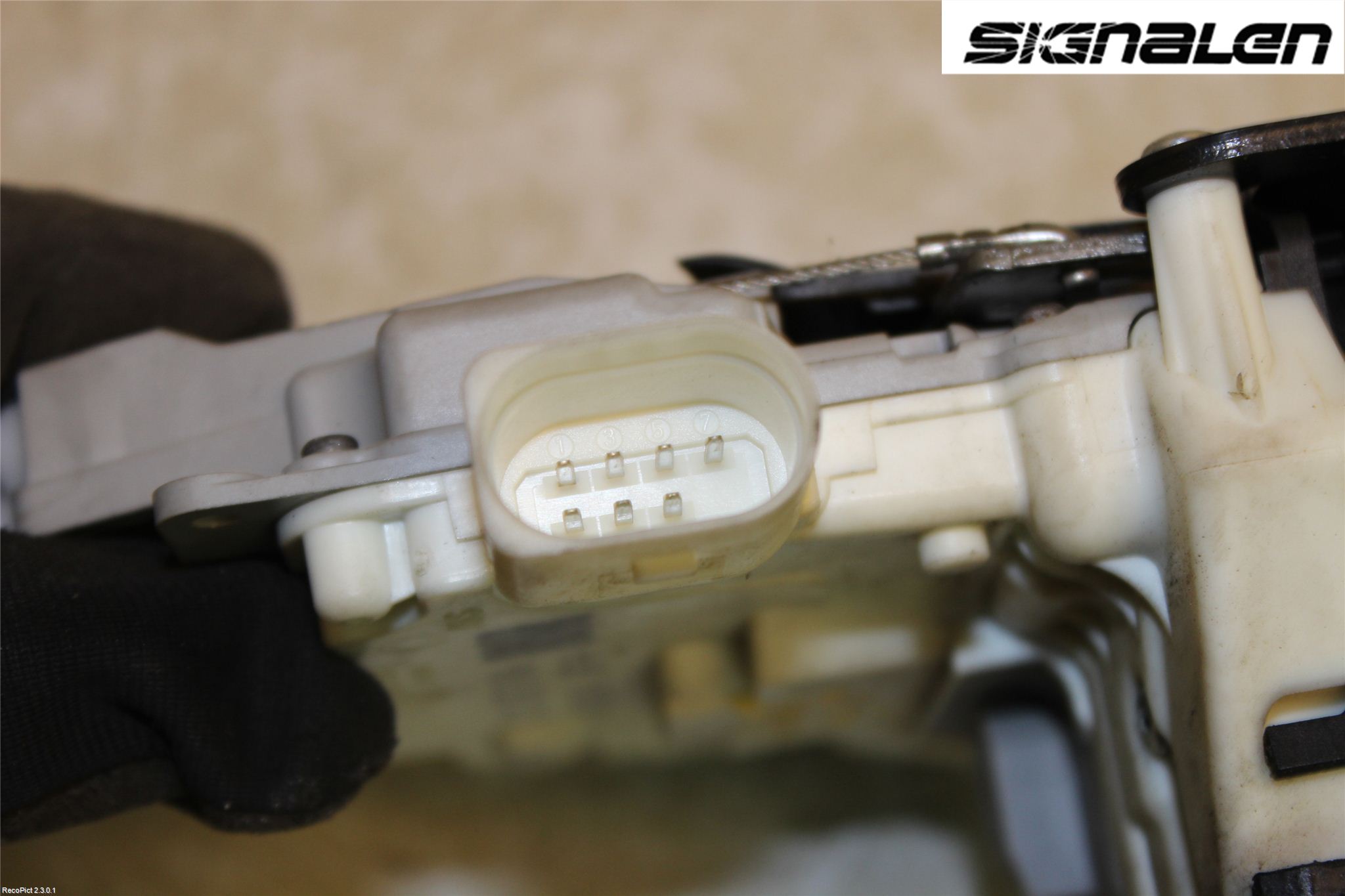 Volkswagen VW PASSAT 05-11 Låskista-Dörrlås