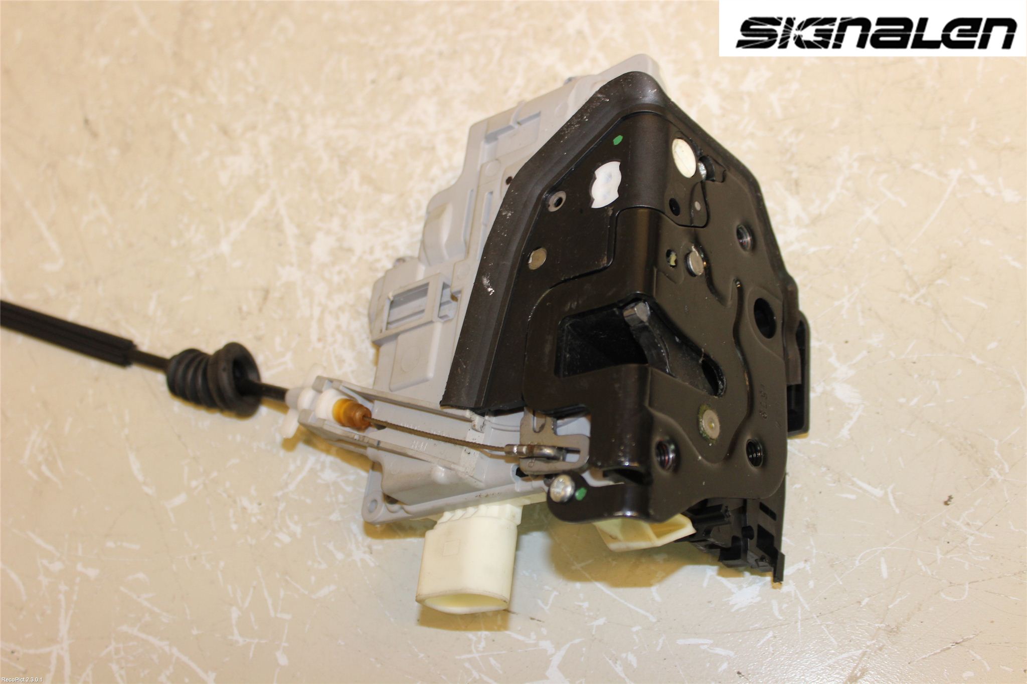 Volkswagen VW PASSAT 05-11 Låskista-Dörrlås