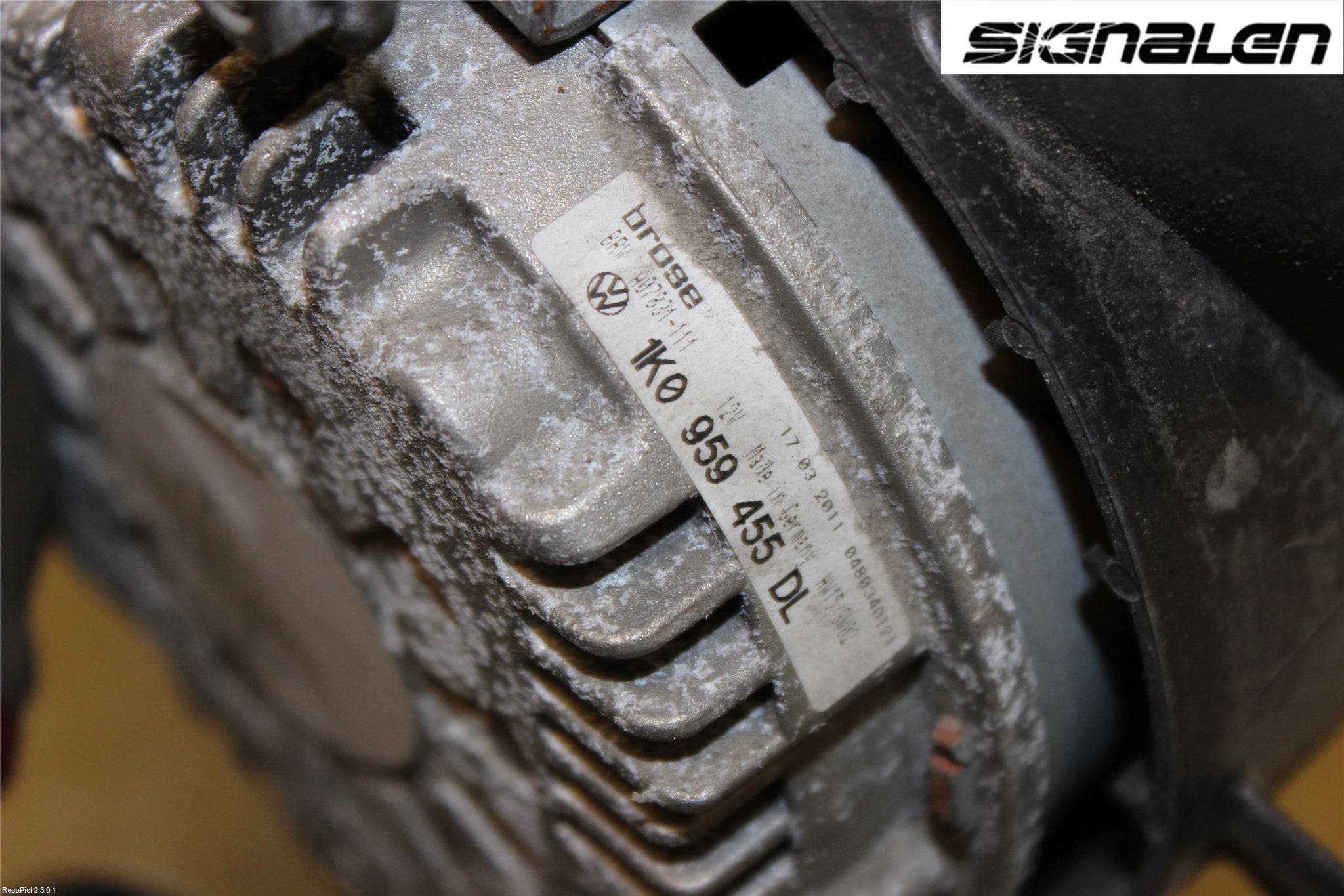 Volkswagen VW PASSAT 11-14 Kylfläkt El