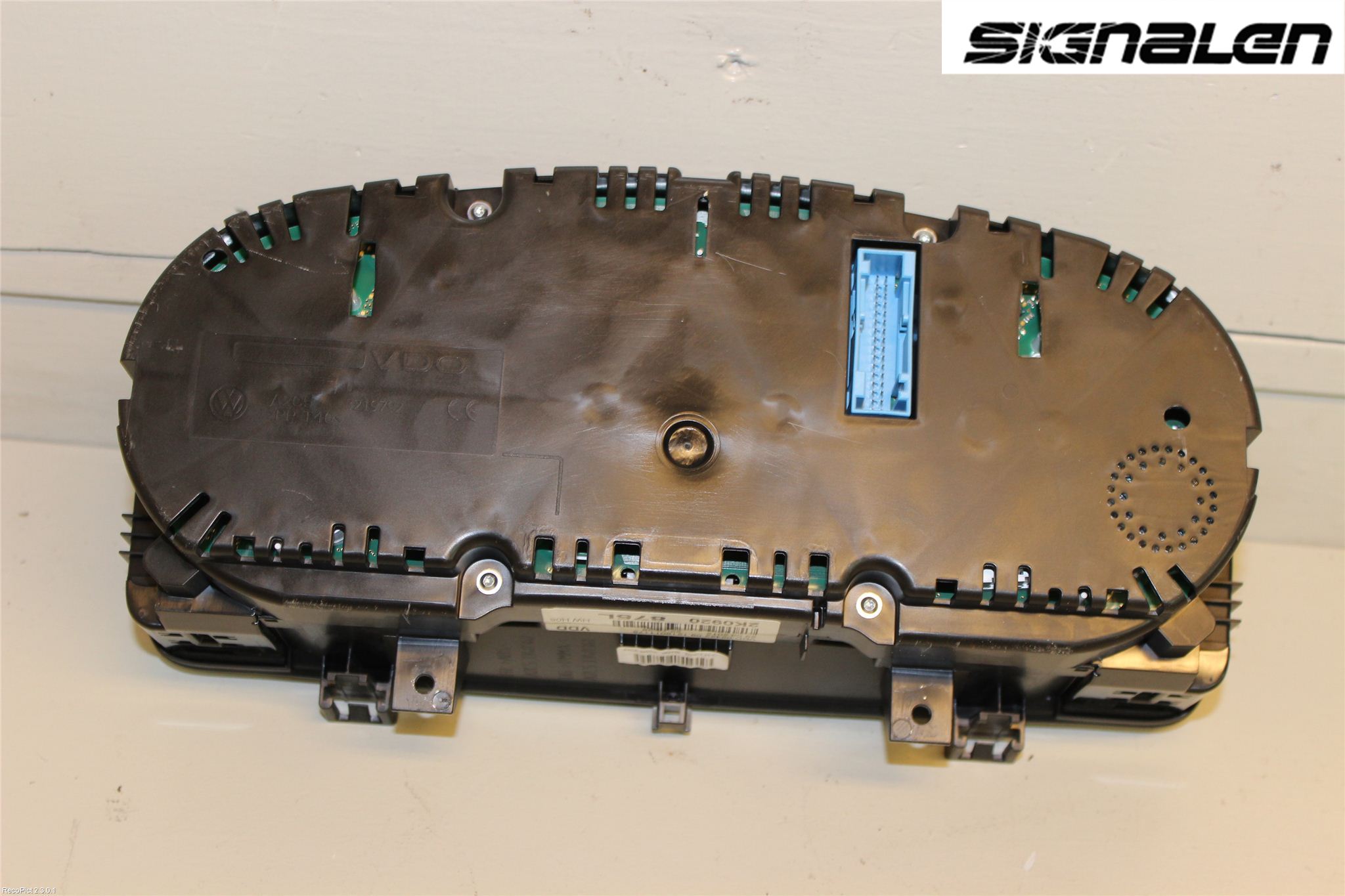 Volkswagen VW CADDY 11-15 Instrument Komb