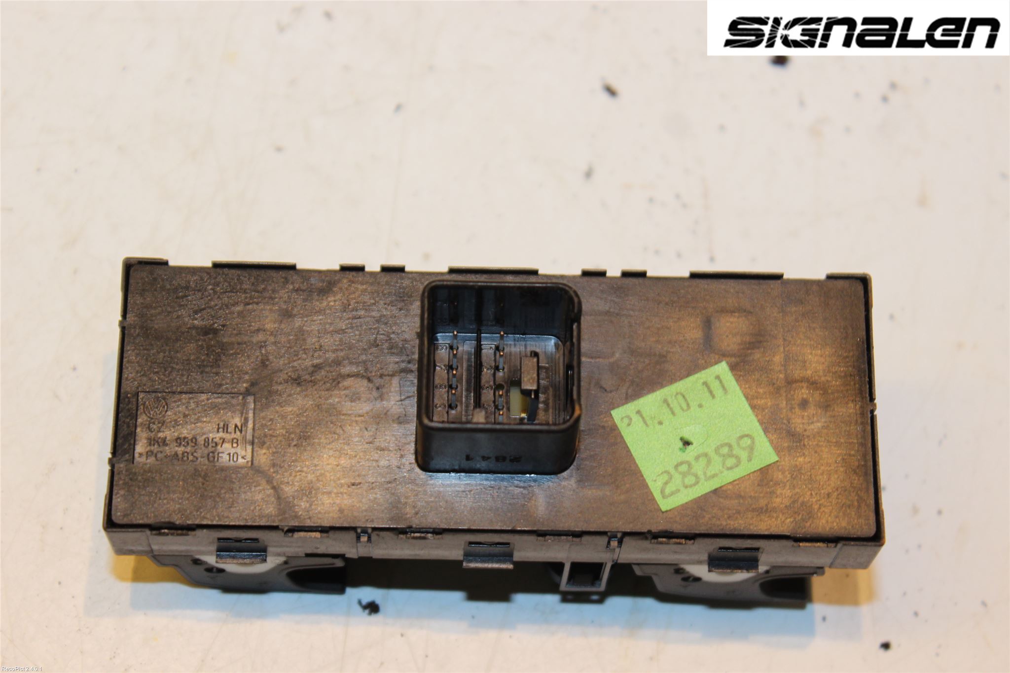 Volkswagen VW PASSAT 11-14 Strömställare Elhiss