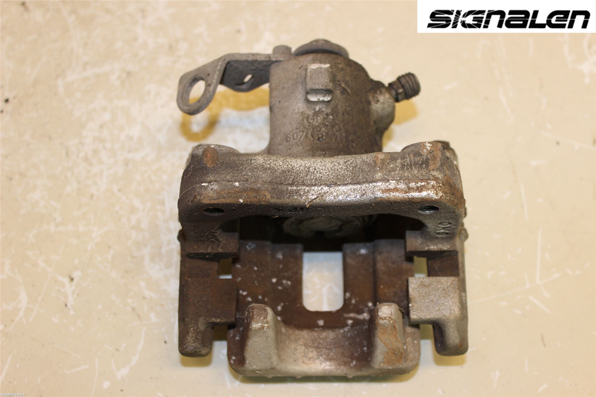 Audi A1/S1 11-18 Bromsok Bak Vänster