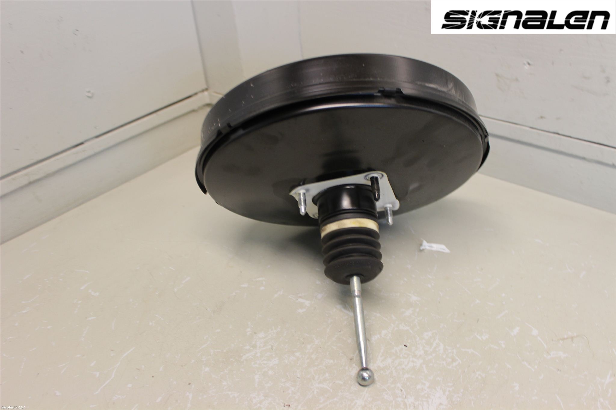 Volkswagen VW PASSAT 11-14 Bromsservo