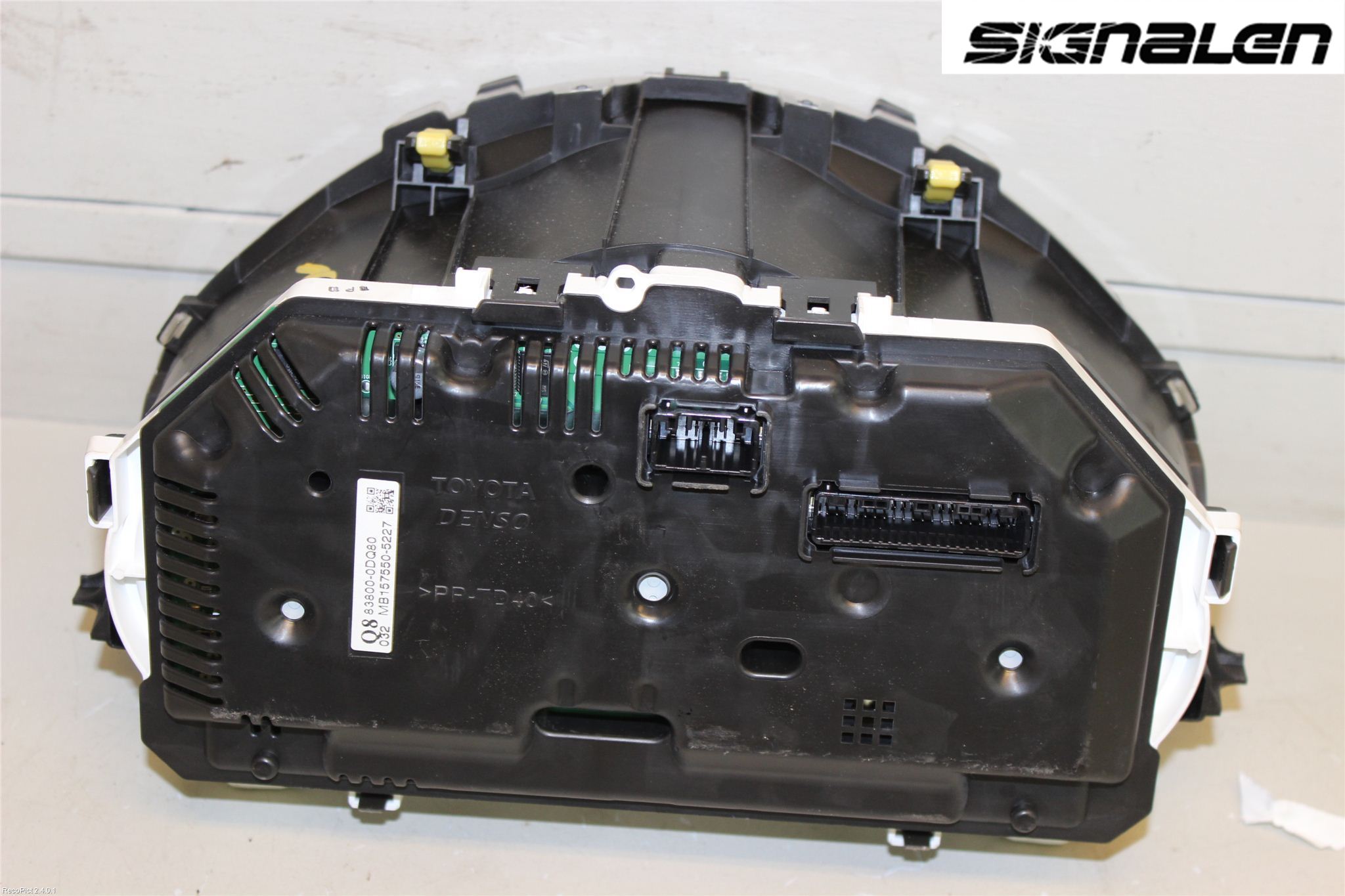 Toyota YARIS XP130 12-14 Instrument Komb