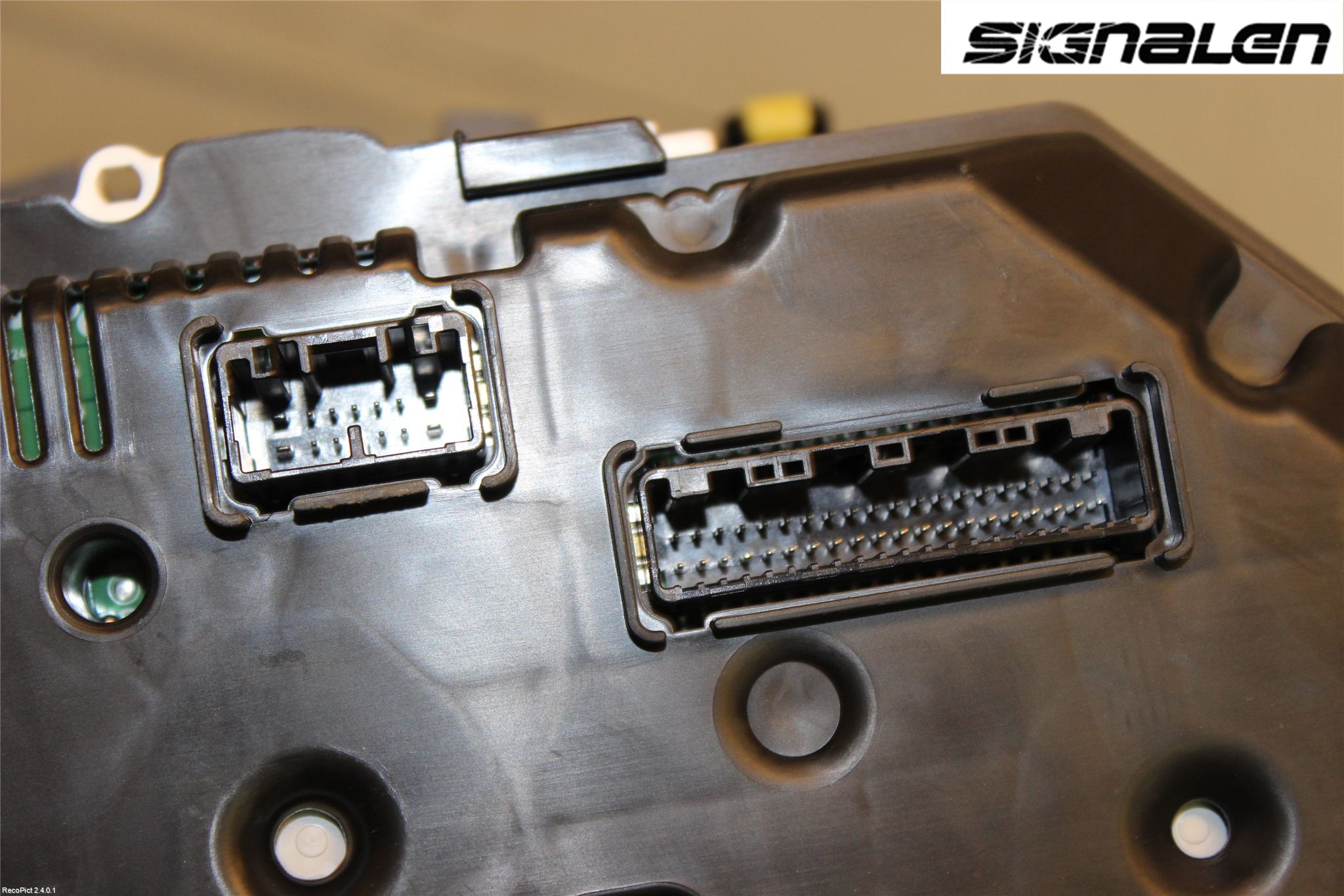 Toyota YARIS XP130 12-14 Instrument Komb