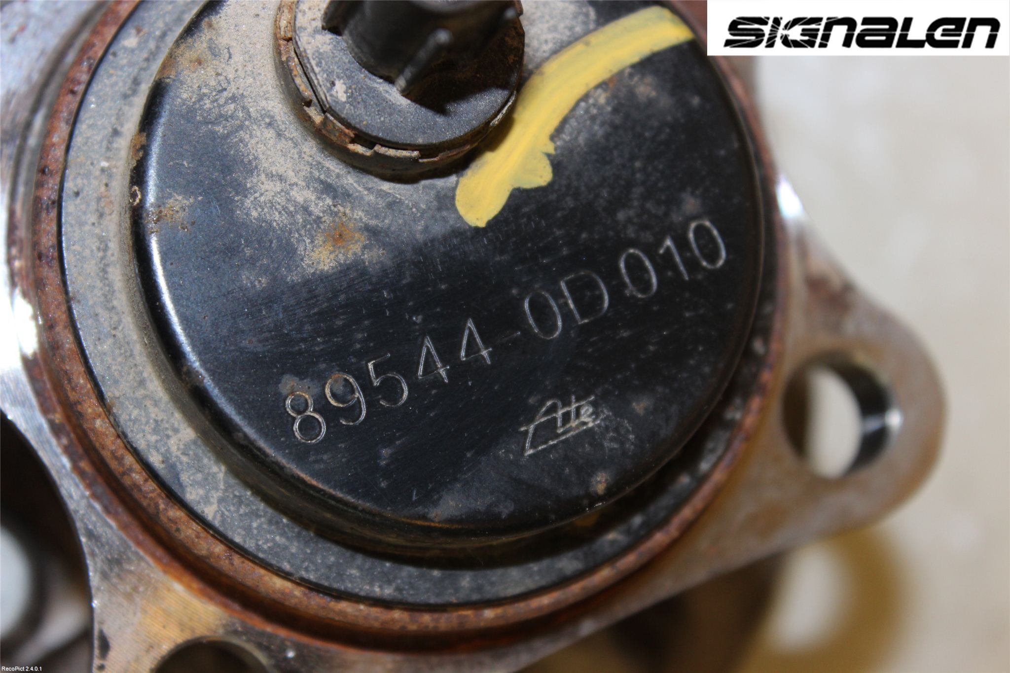 Toyota YARIS XP130 12-14 Nav Bak