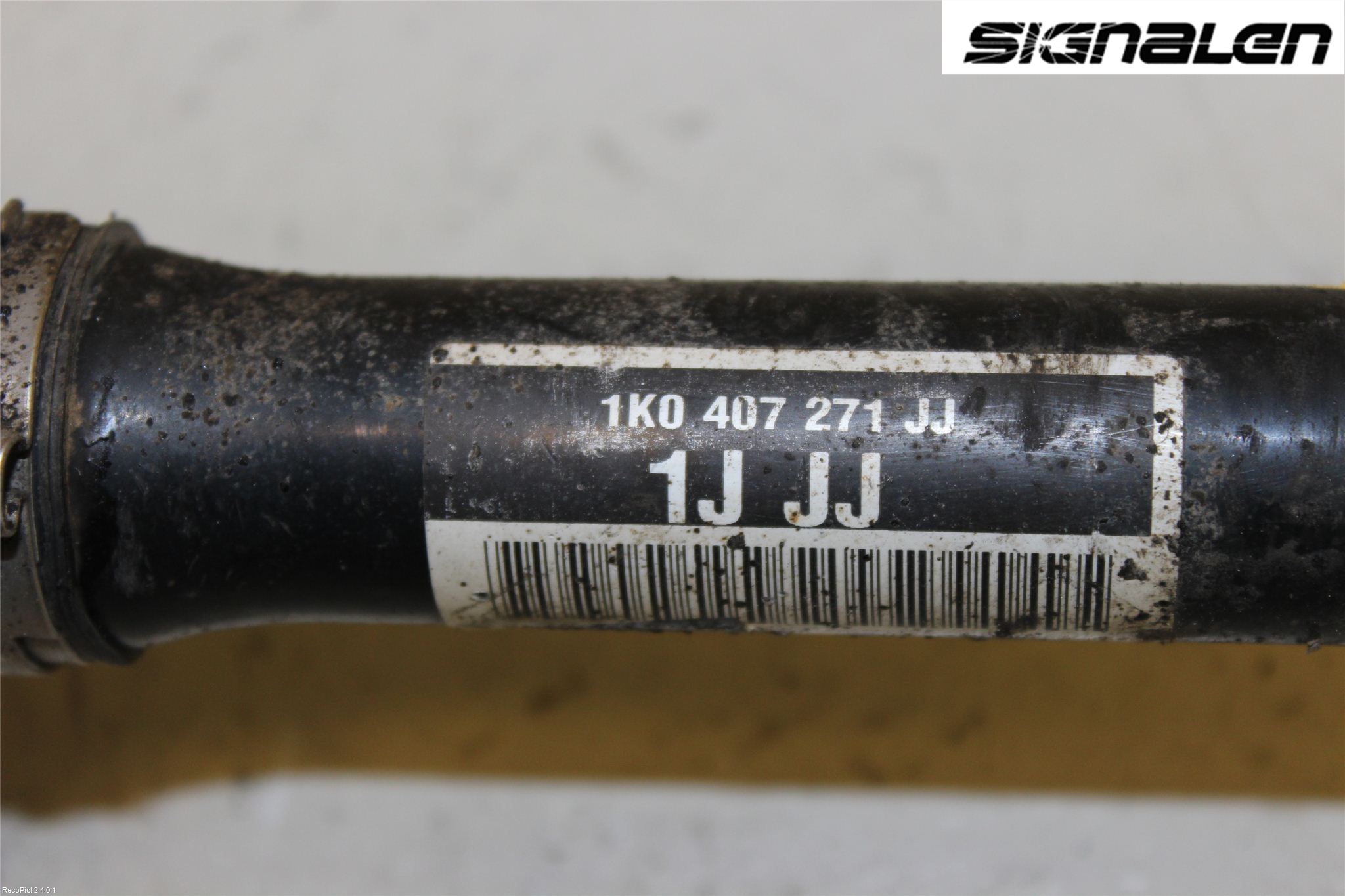 Volkswagen VW TOURAN 10-15 Drivaxel Fram Vänster