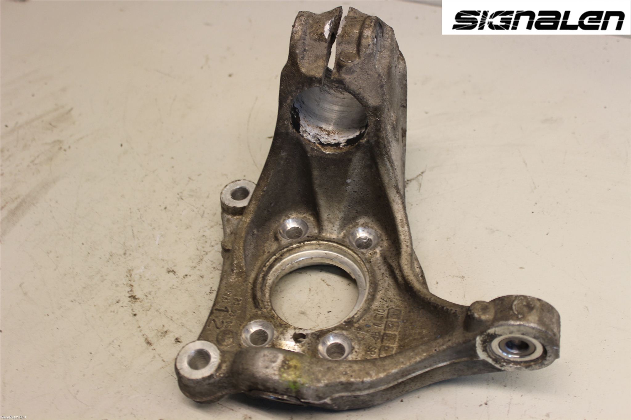 Volkswagen VW PASSAT 05-11 Styrspindel Lagerhus Hö