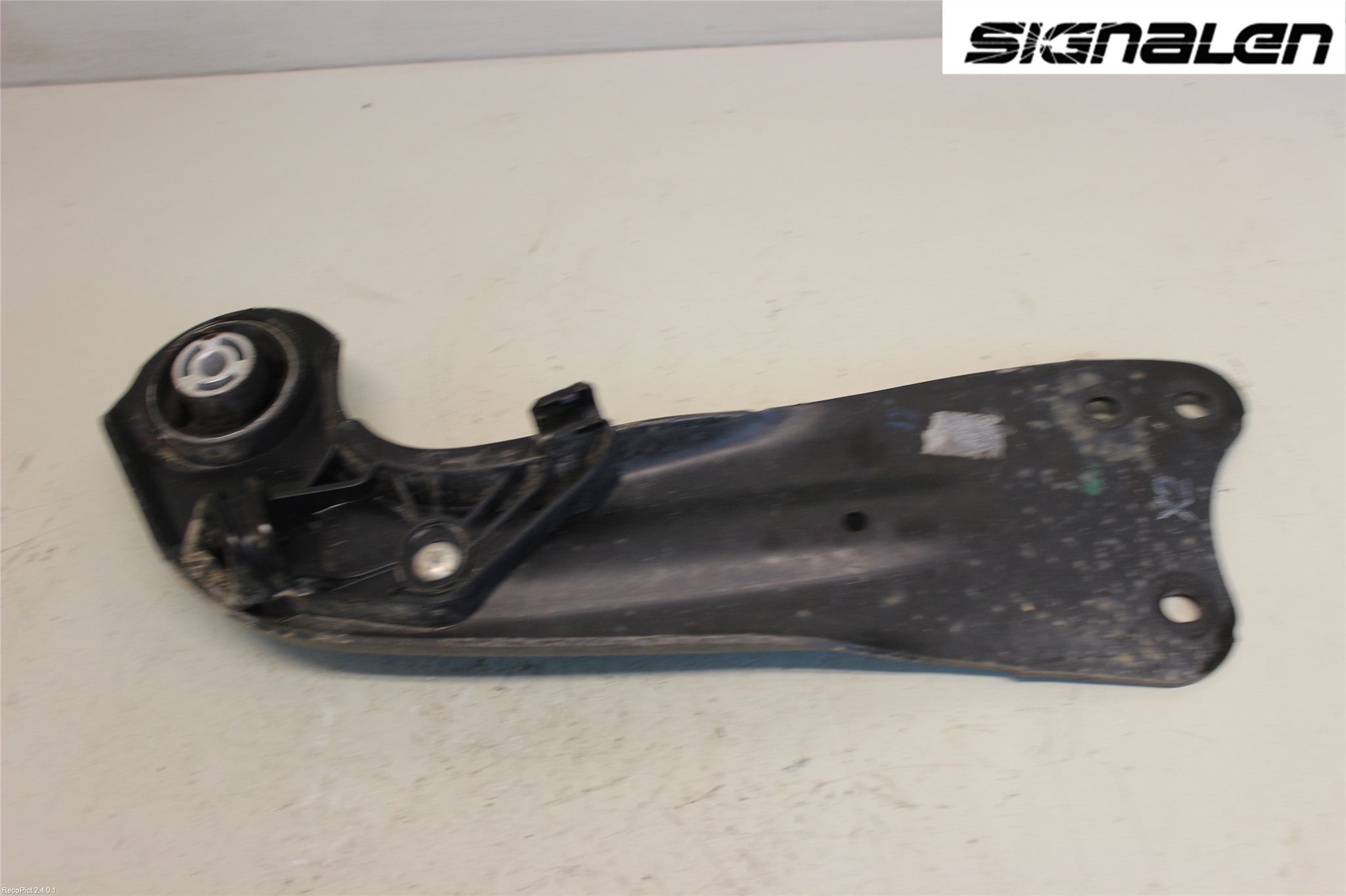 Skoda OCTAVIA (1Z) 05-13 Bärarm Bak Höger