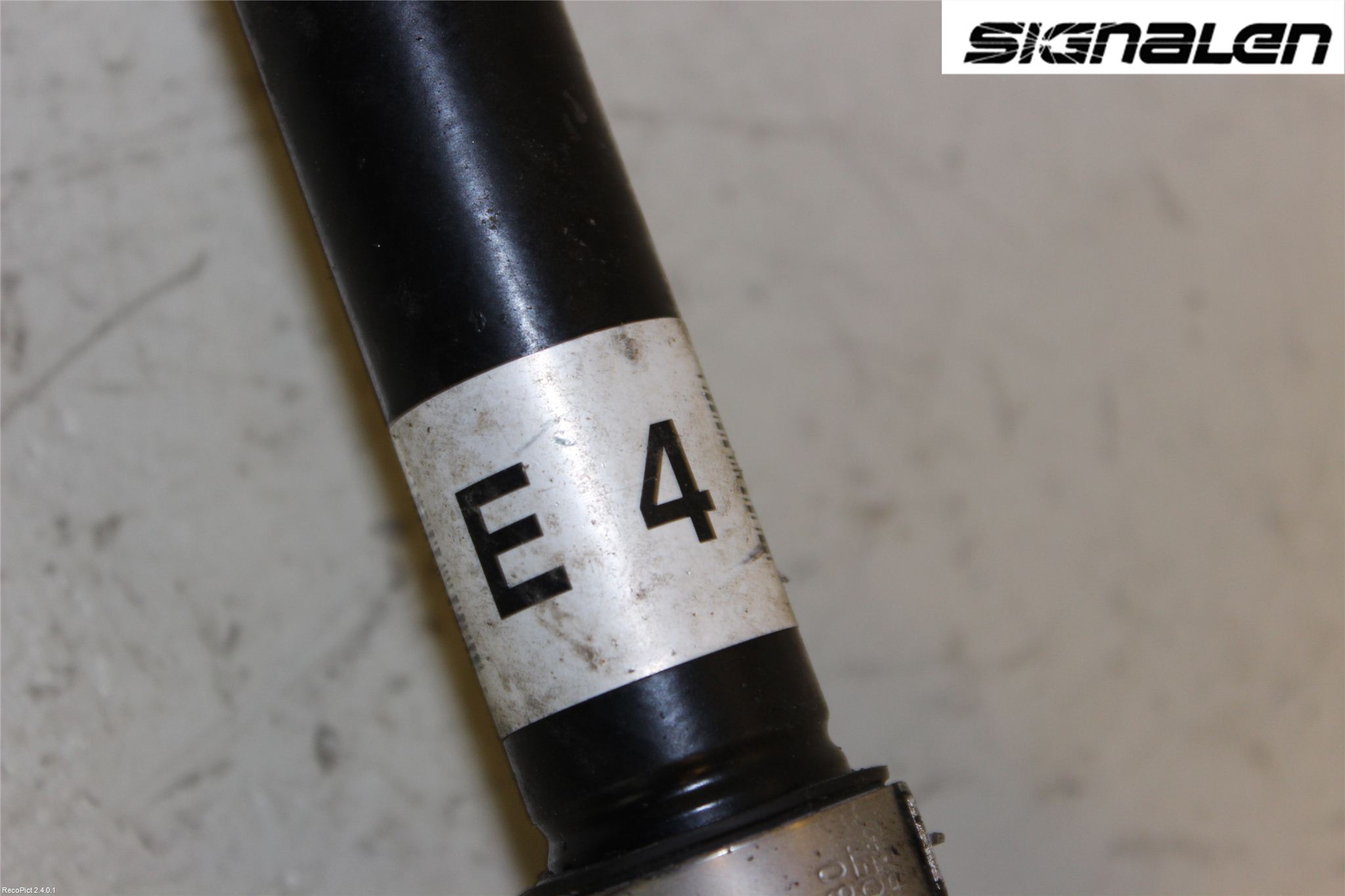 Opel CORSA D 07-14 Drivaxel Fram Vänster