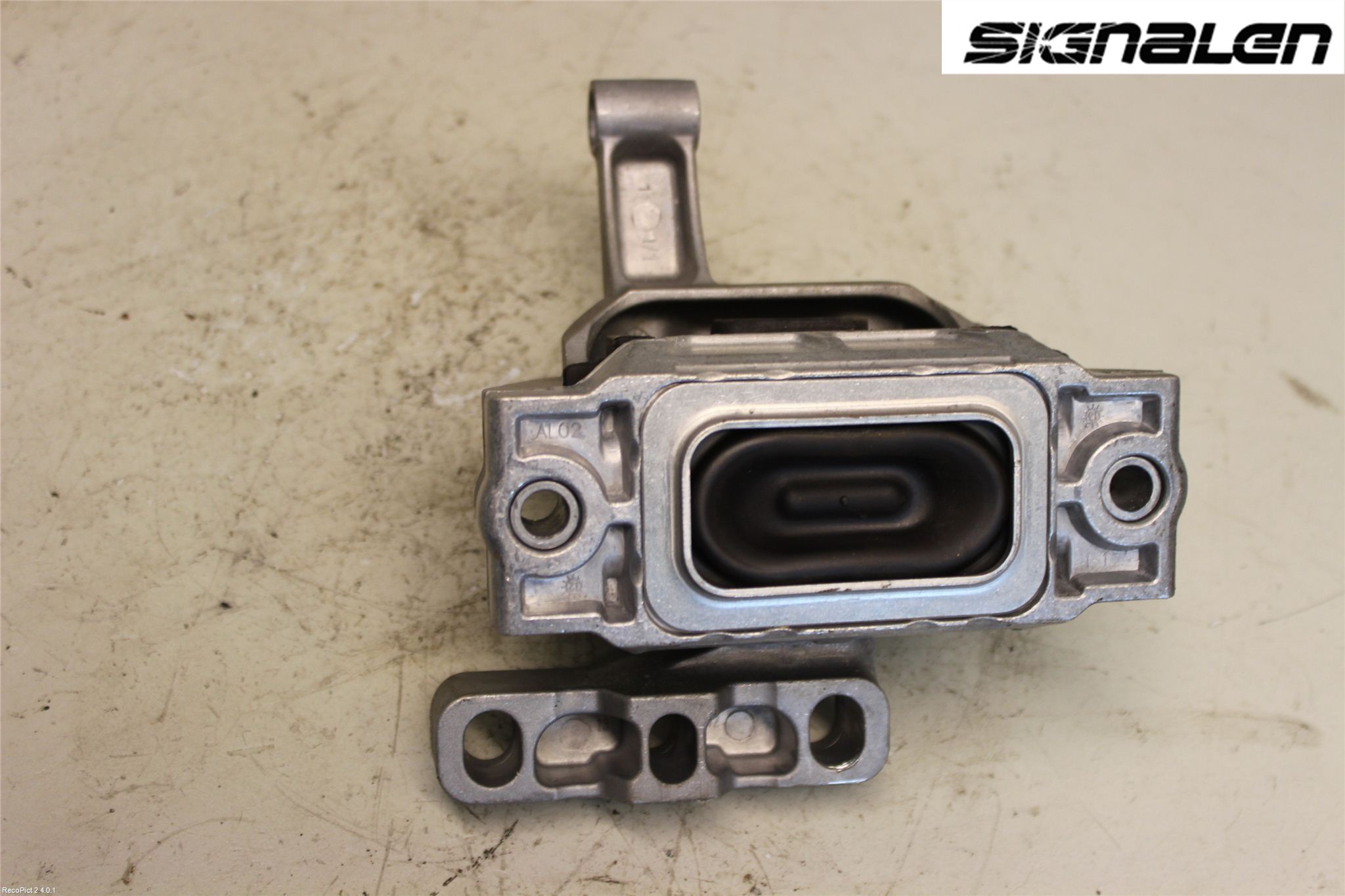 Audi Q3 8U 12-18 Motorkudde