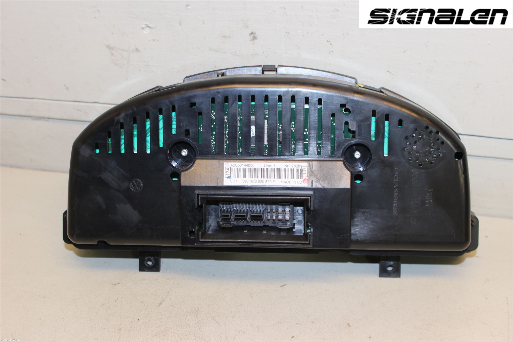 Volkswagen VW PASSAT 05-11 Instrument Komb