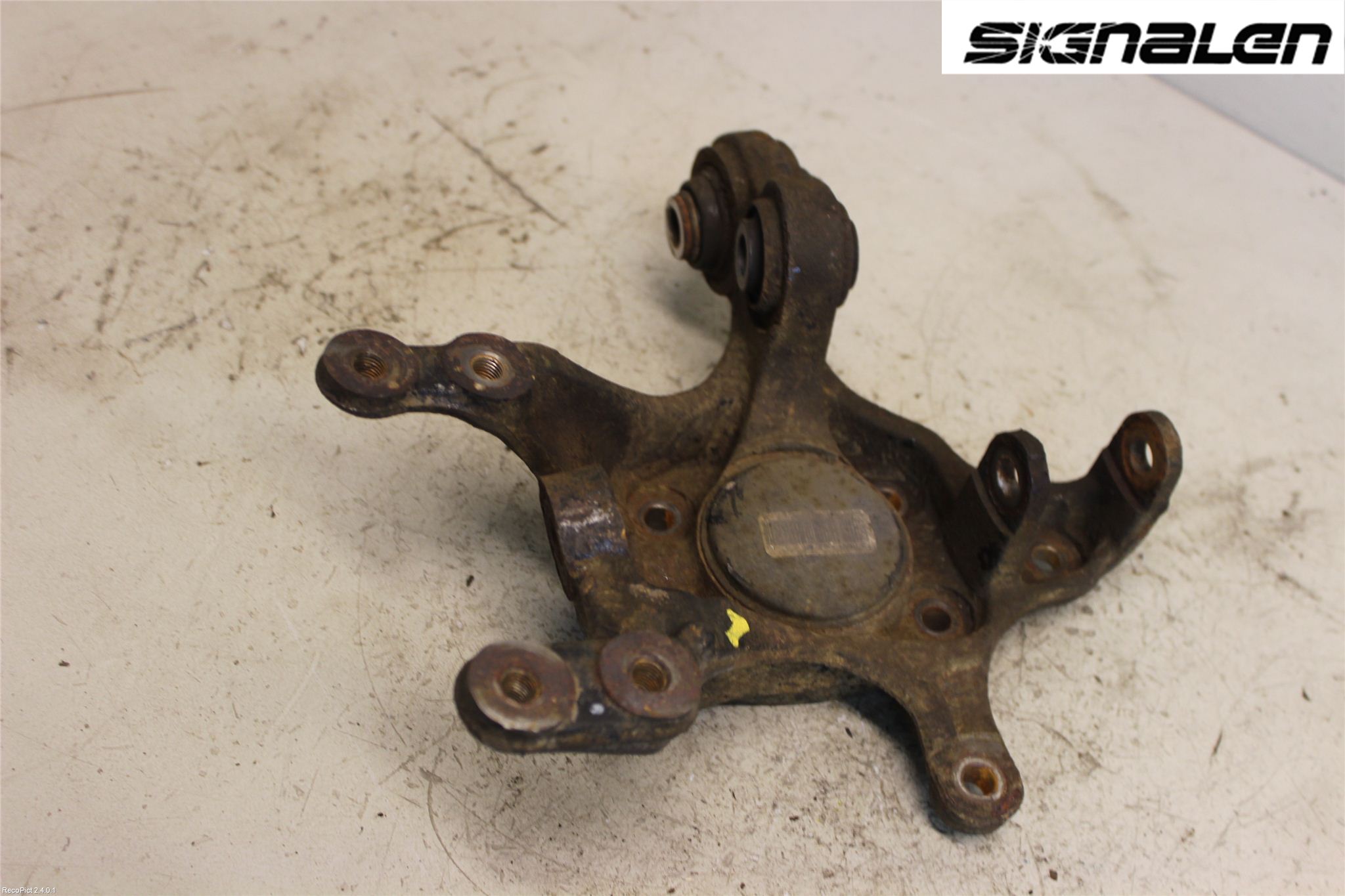 Hyundai i30 FD 07-12 Hjullagerhus-Spindel Vä B