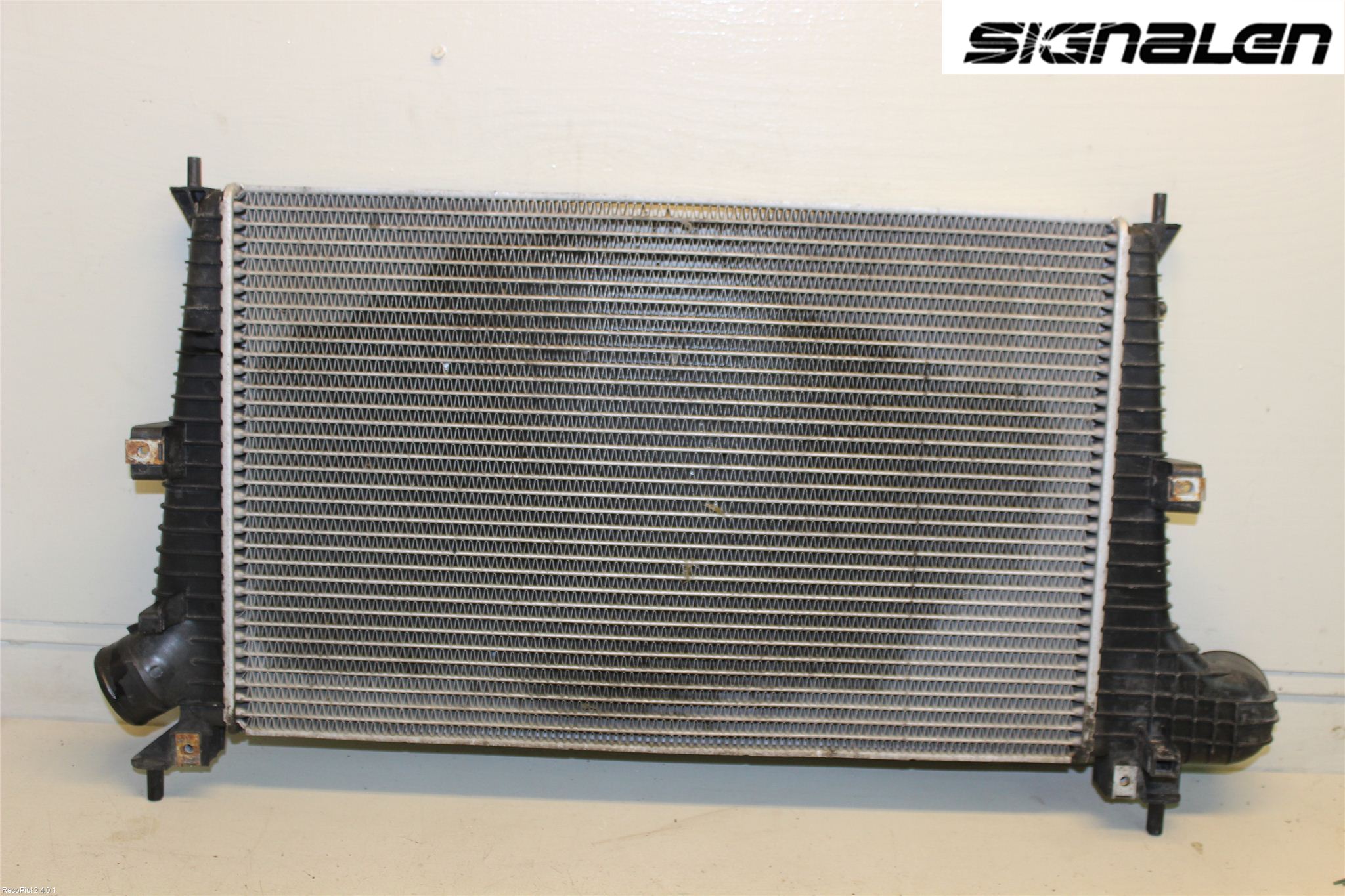 Saab 9-5     06-10 Laddluft-Intercooler Kyl