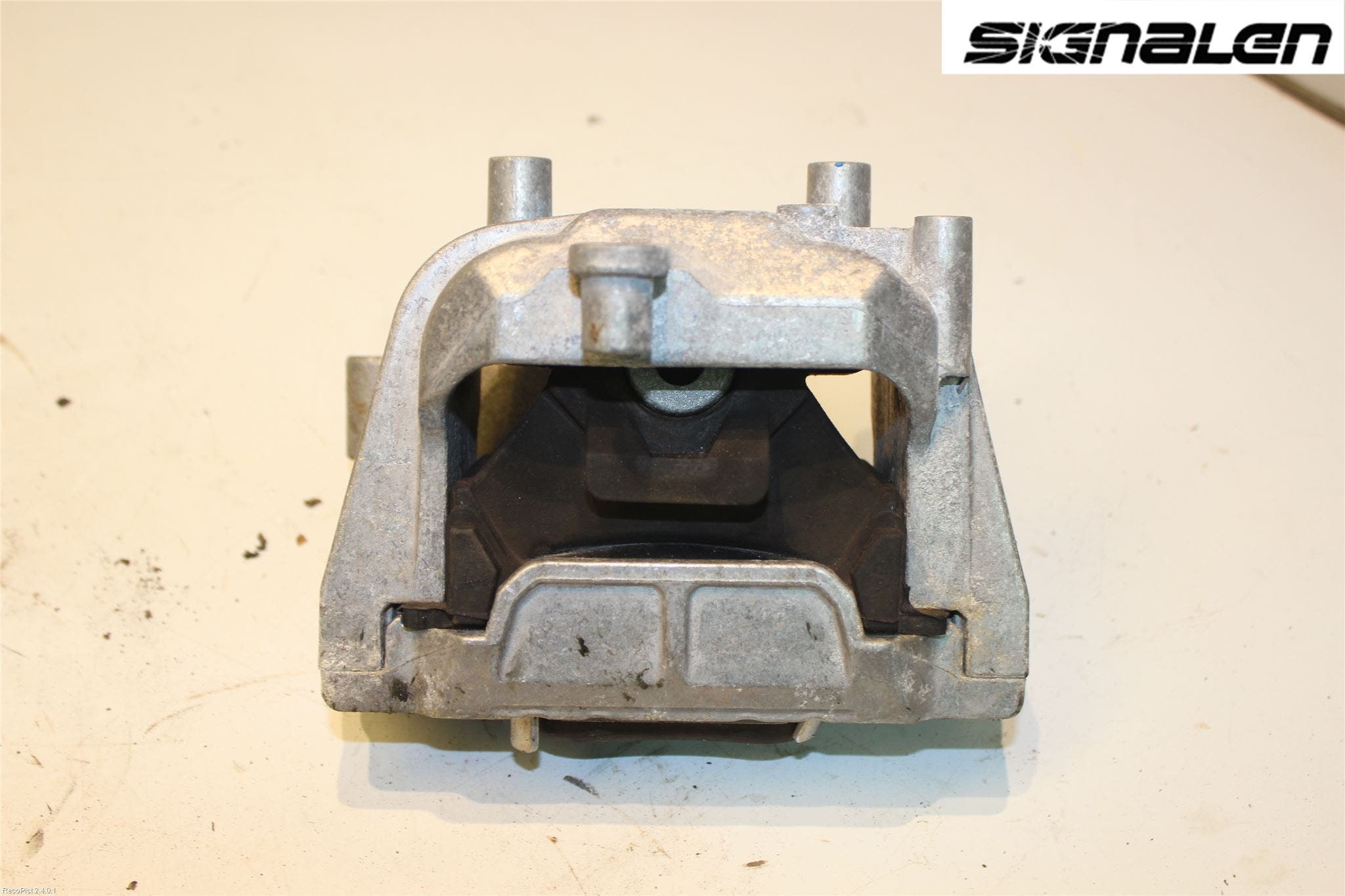 Skoda SUPERB 09-15 Motorfäste