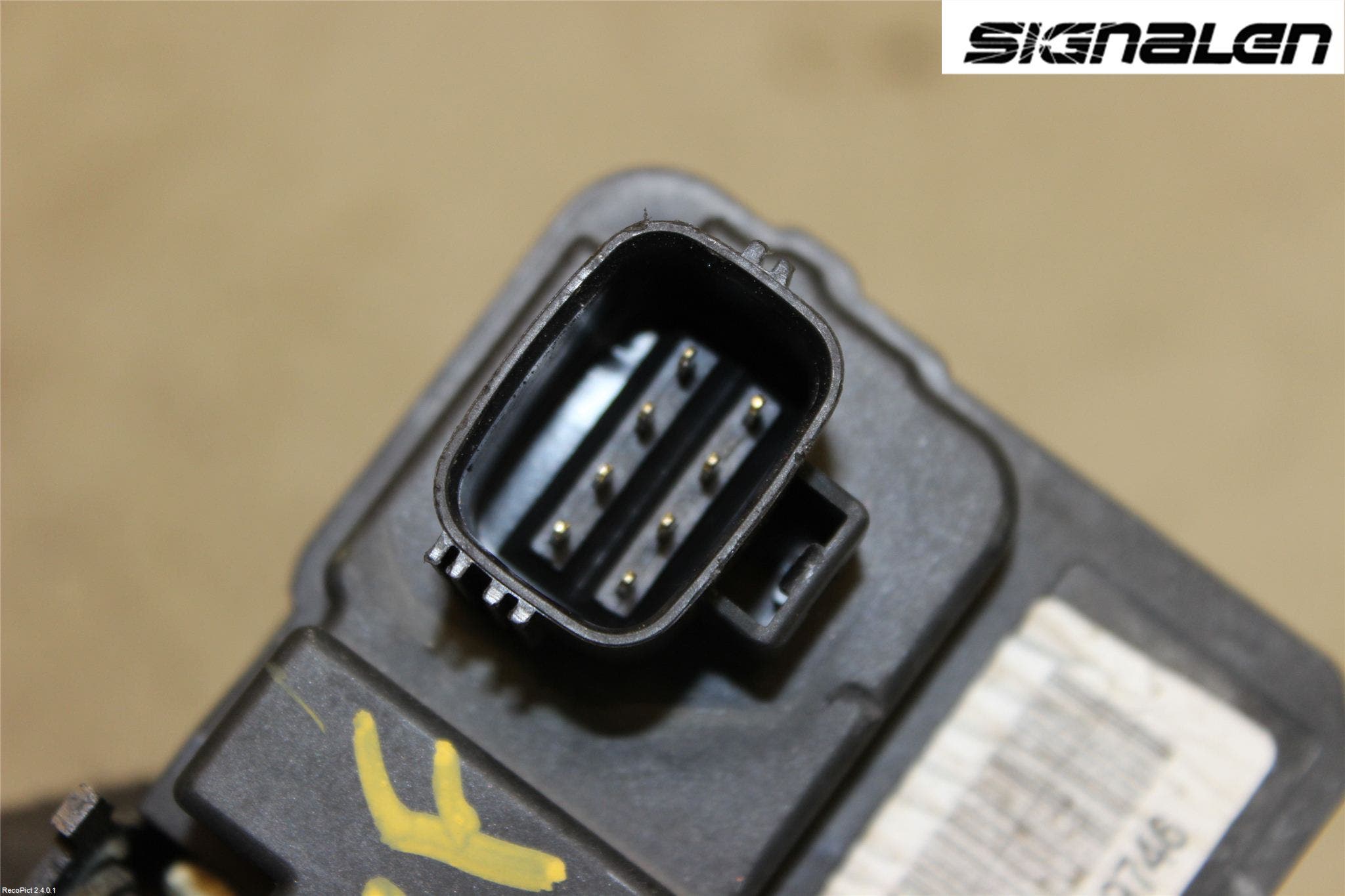 Volvo V70 05-08 Låskista-Dörrlås