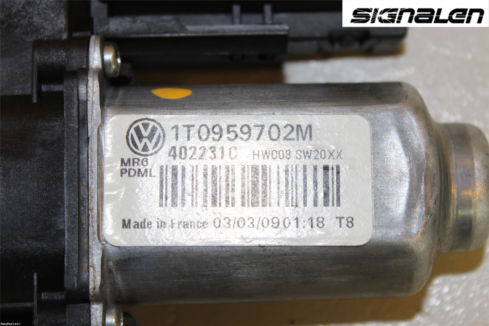 Volkswagen VW CADDY      04-10 Fönsterhissmotor