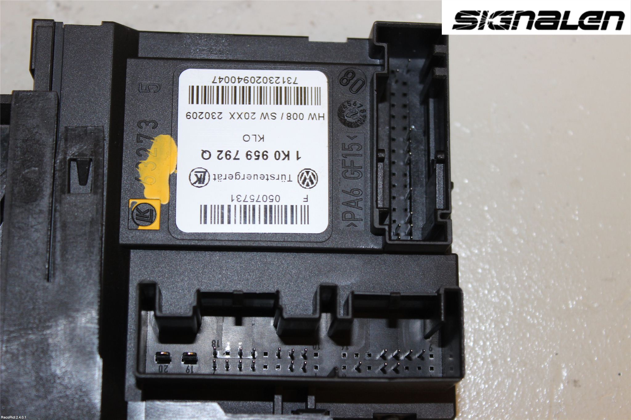 Volkswagen VW CADDY      04-10 Fönsterhissmotor