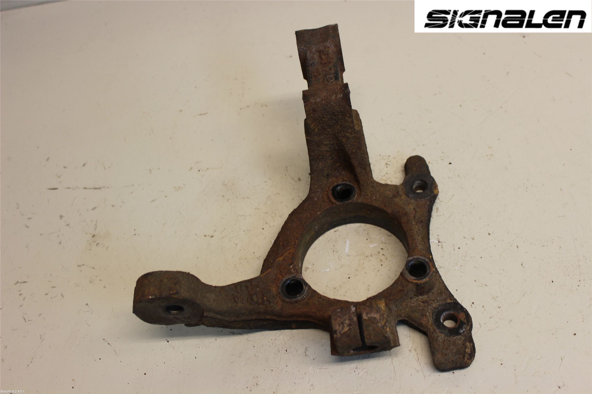 Opel ASTRA H 04-12 Styrspindel Lagerhus Vä