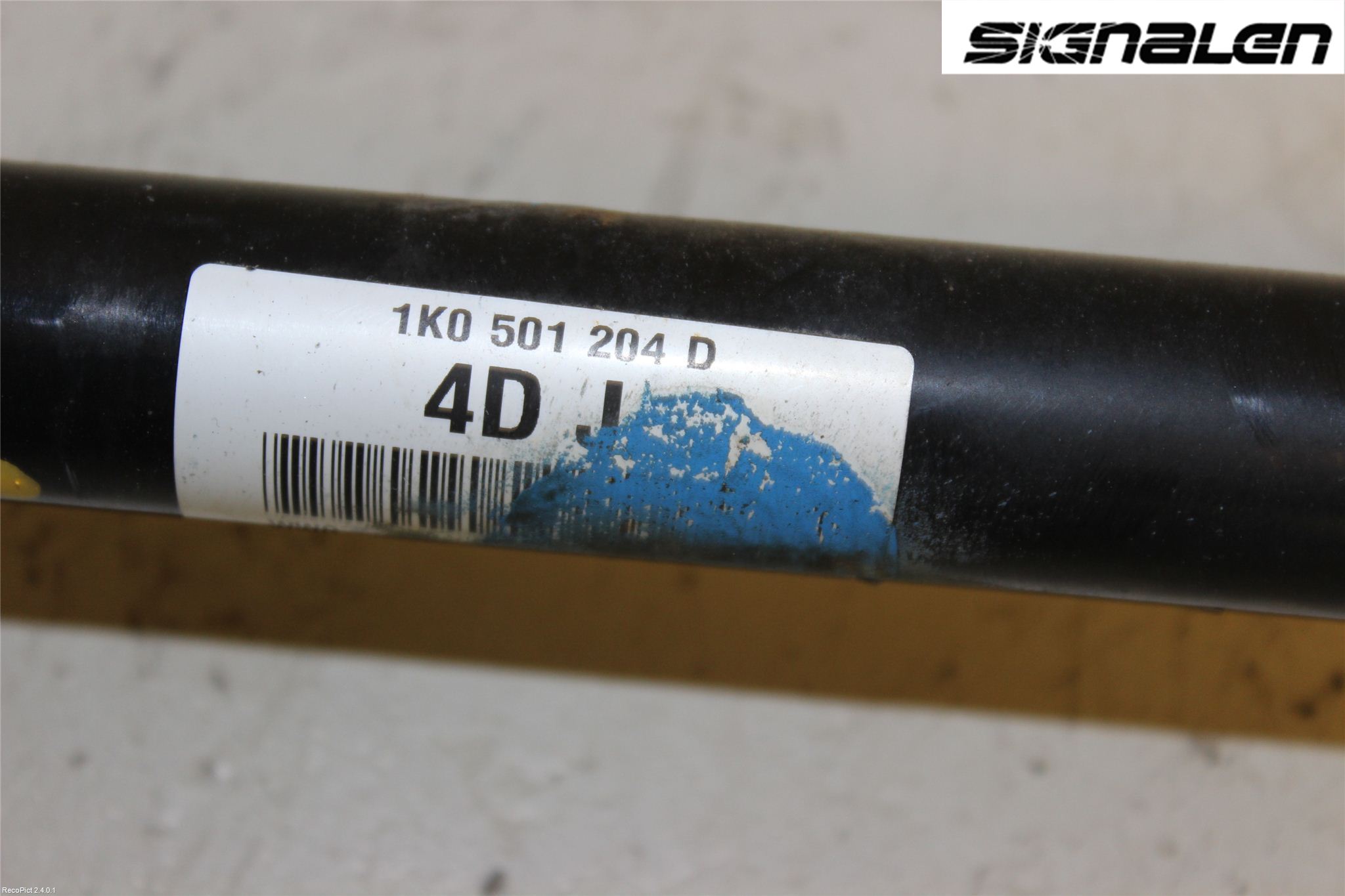 Volkswagen VW PASSAT 11-14 Drivaxel Bak Höger