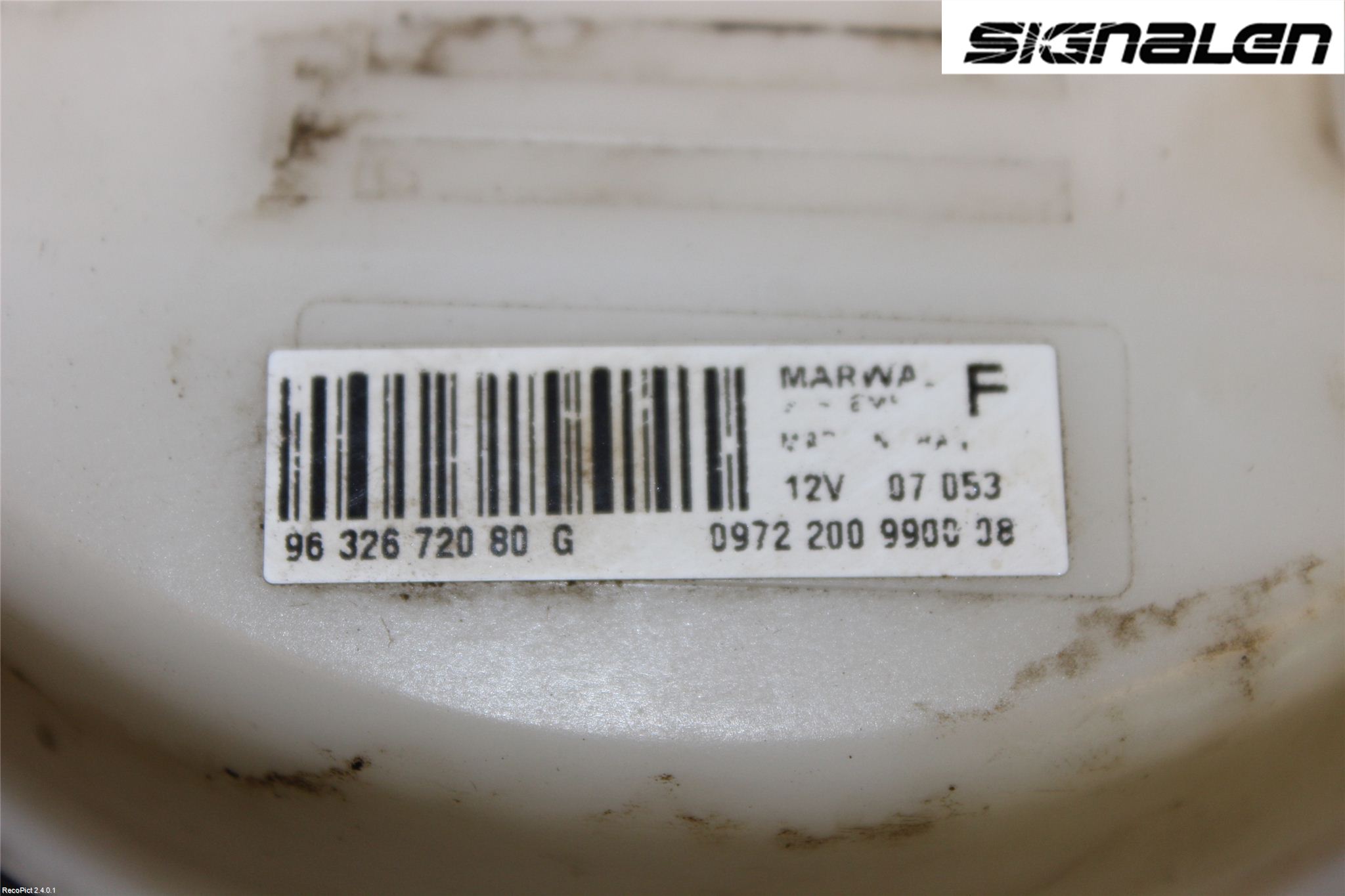 Citroen C5     05-08 Bränslepump El