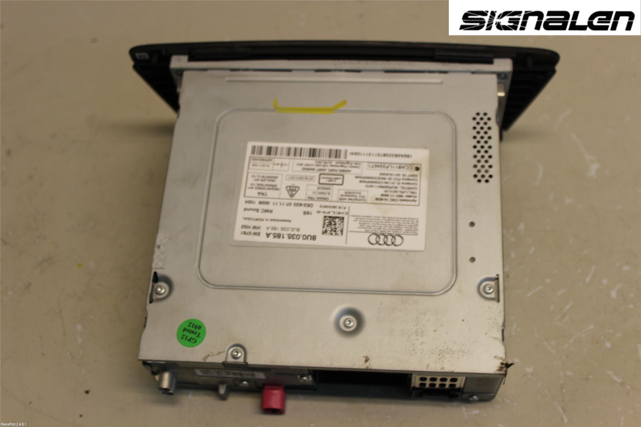 Audi Q3 8U 12-18 Radio