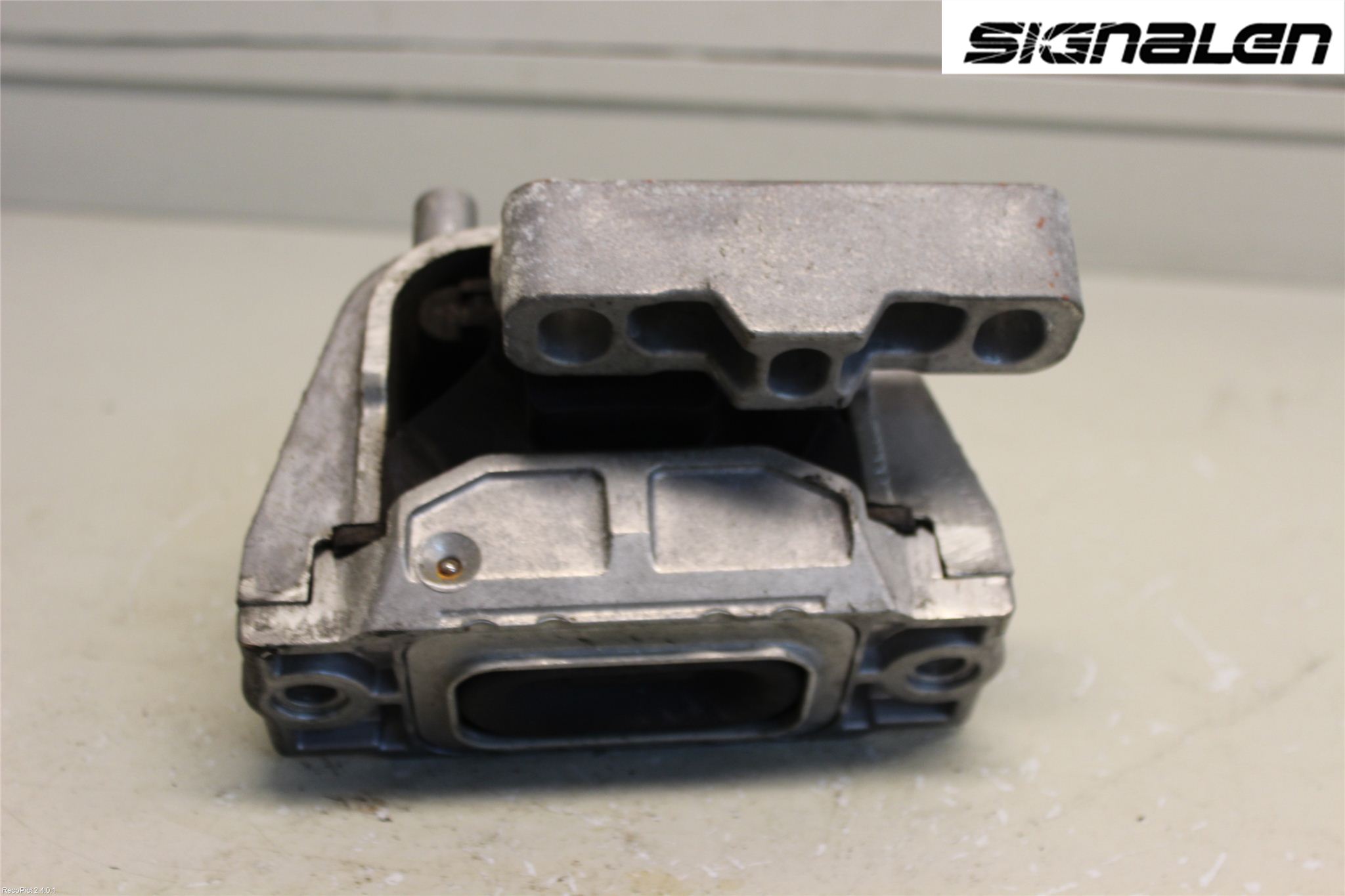 Audi Q3 8U 12-18 Motorkudde