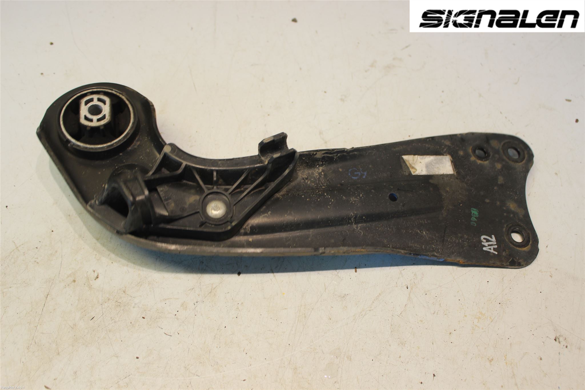 Volkswagen VW GOLF VI 09-13 Bärarm Bak Övre Höger