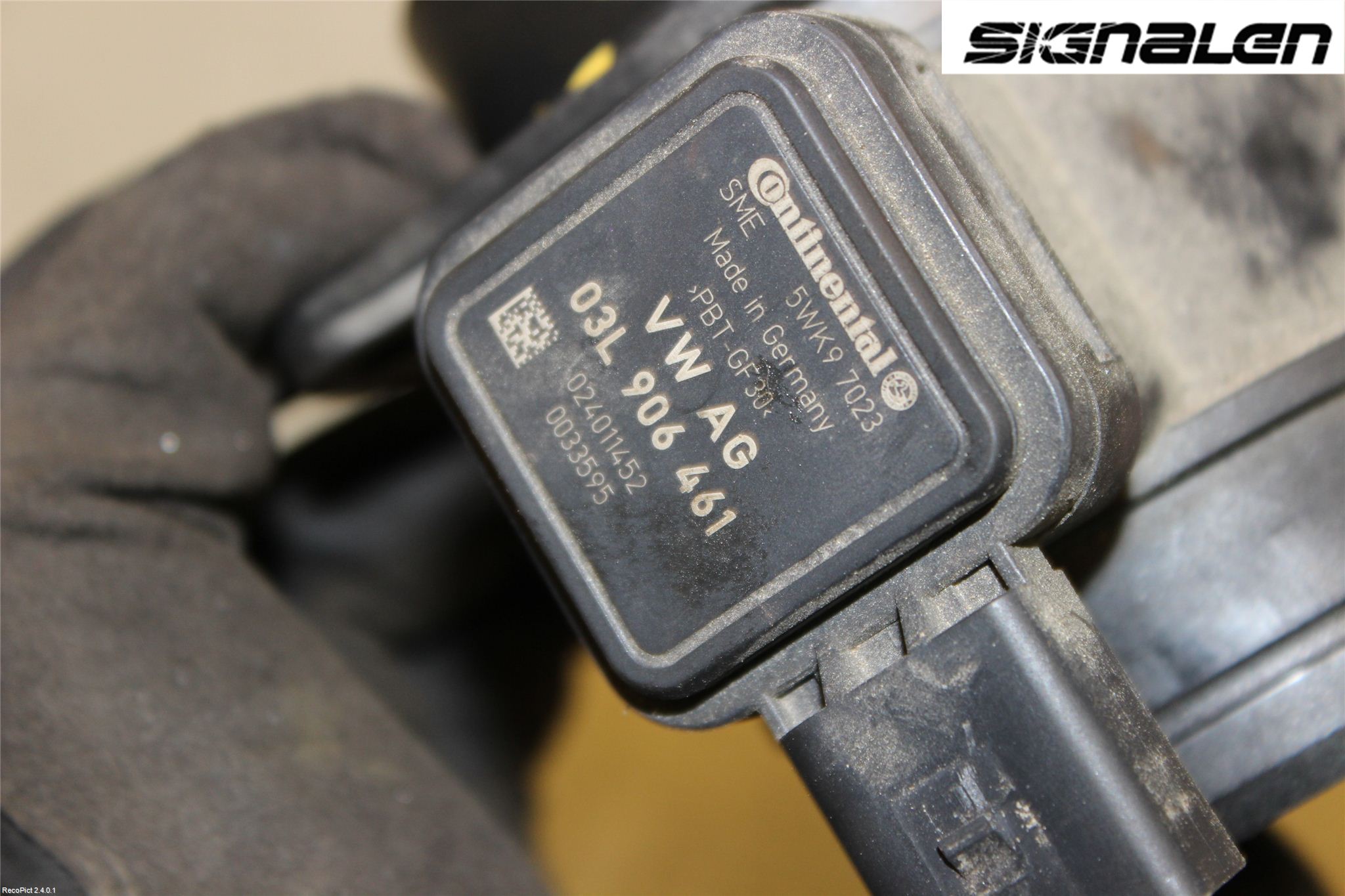 Volkswagen VW POLO 10-17 Injluftmassamätare