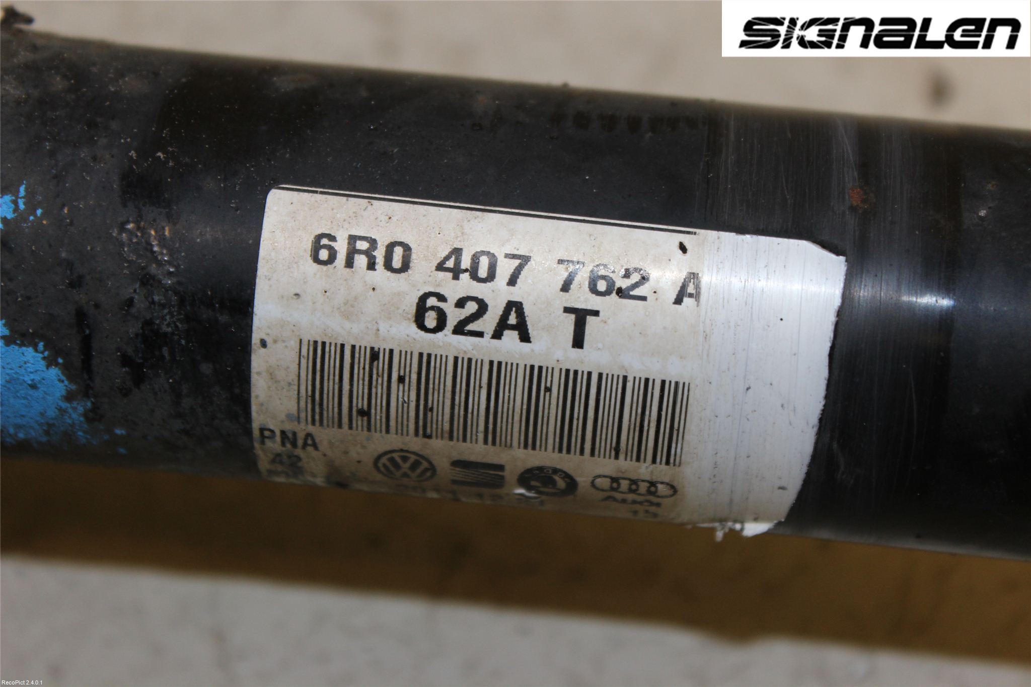 Volkswagen VW POLO 10-17 Drivaxel Fram Höger