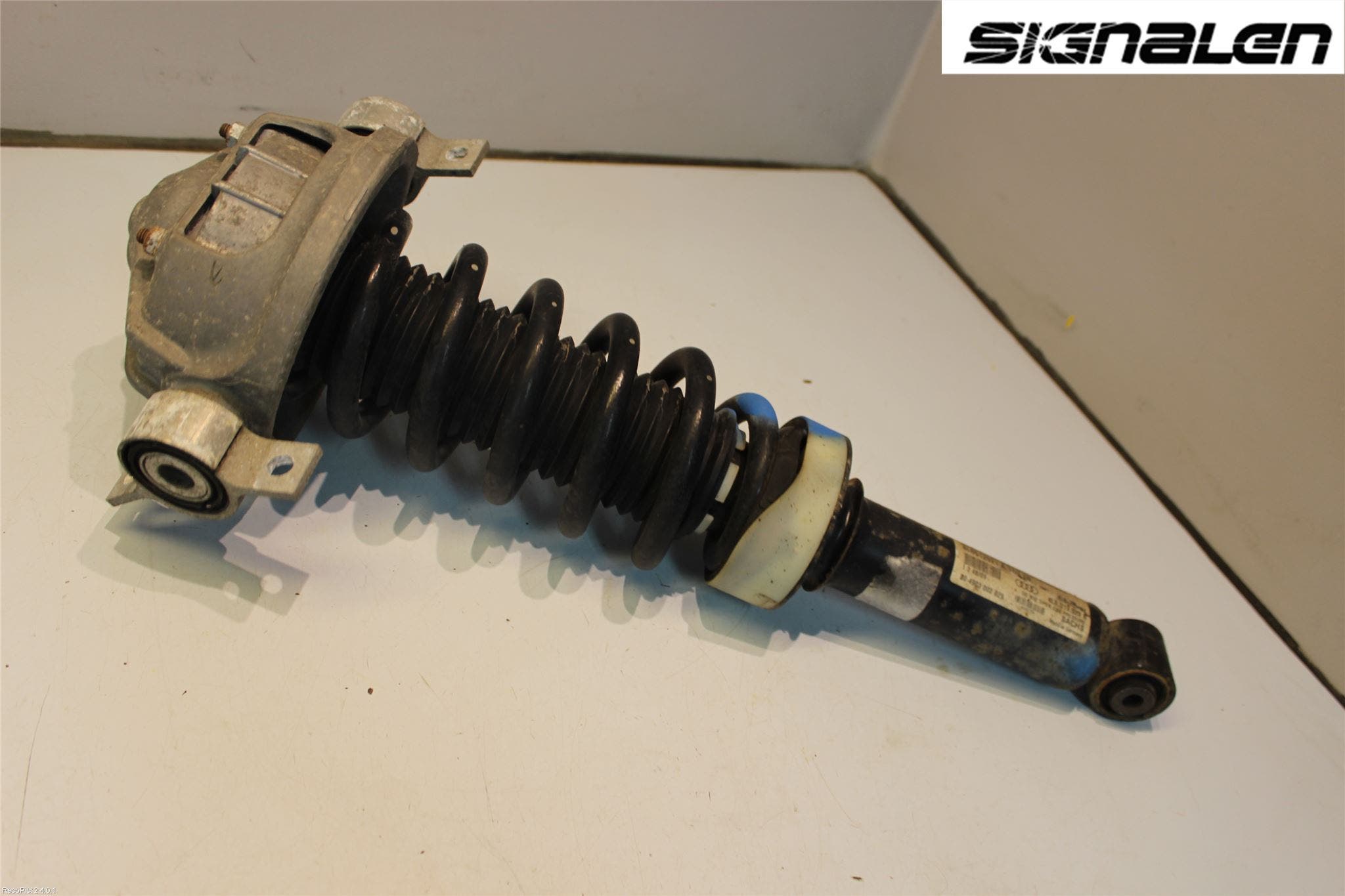 Audi Q7/SQ7 Fjäderben Bak Höger